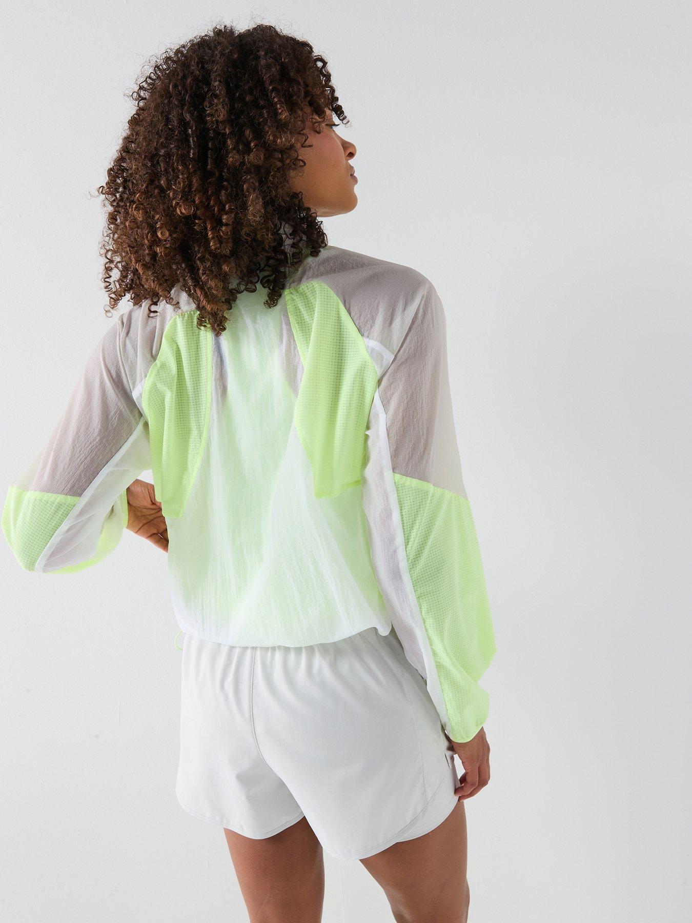 new-balance-womens-runnning-rc-jacket-whitestillFront