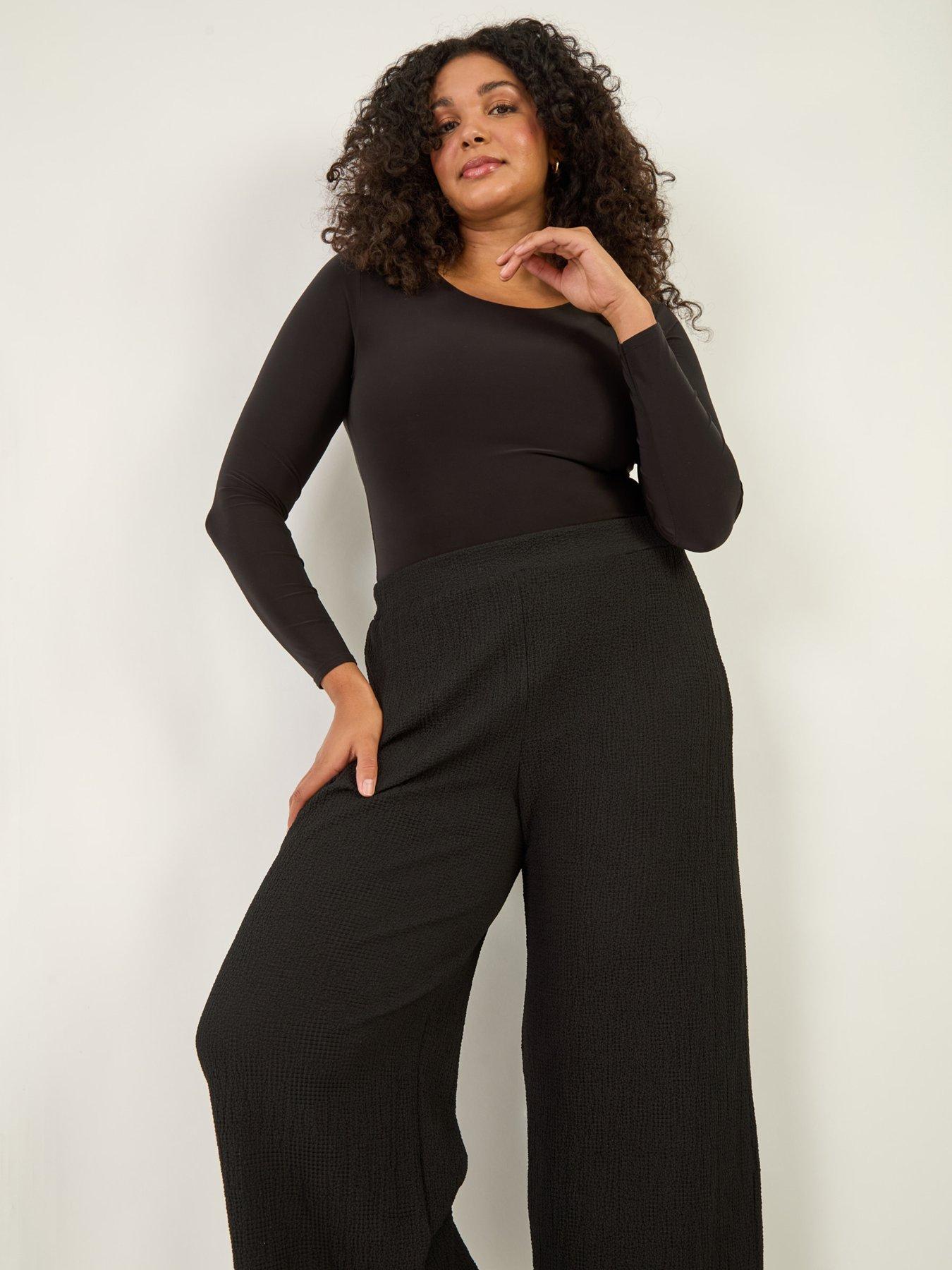 roman-curve-textured-stretch-trousers-blackoutfit