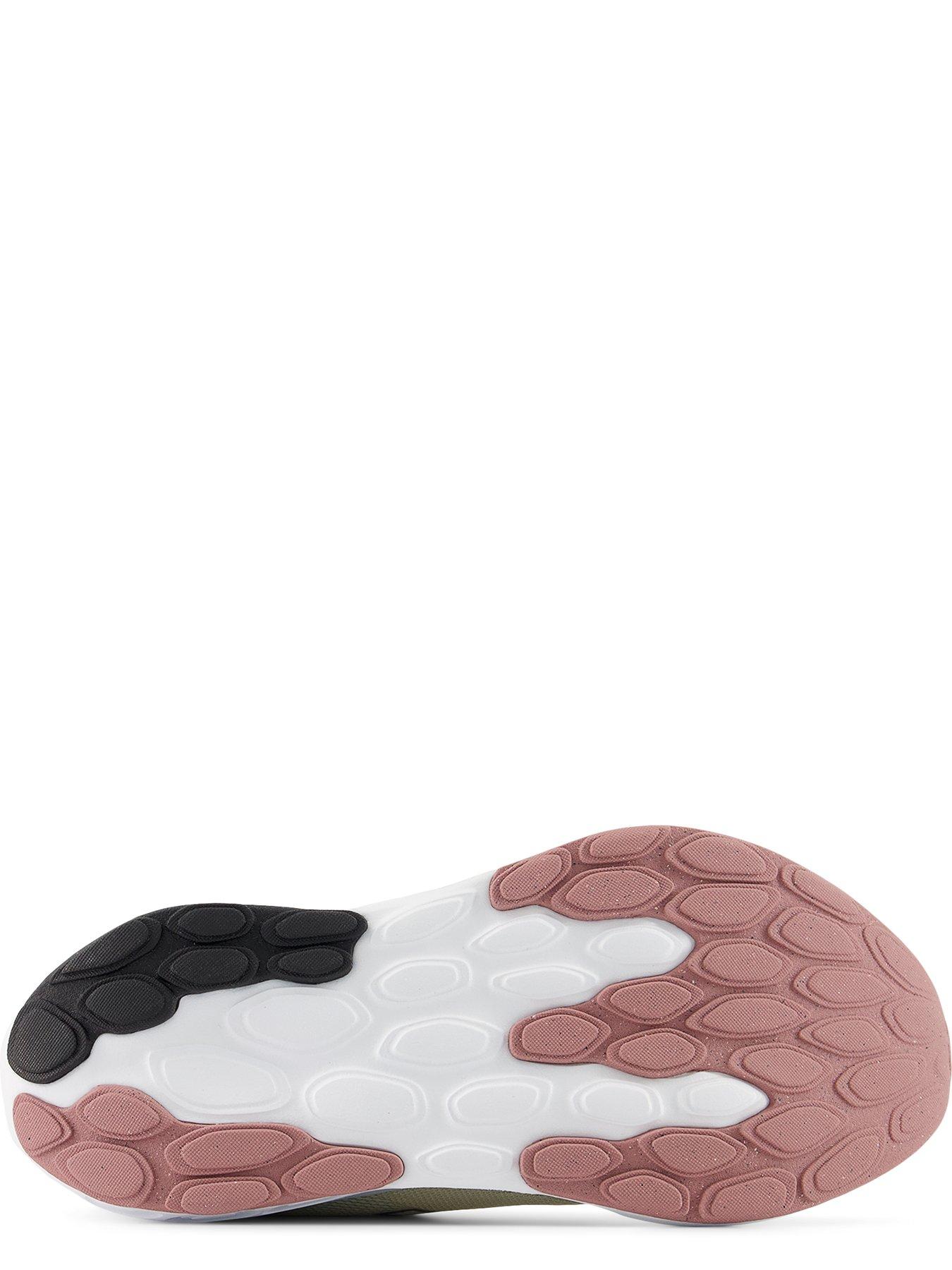 new-balance-womens-running-520-v9-trainers-beigedetail