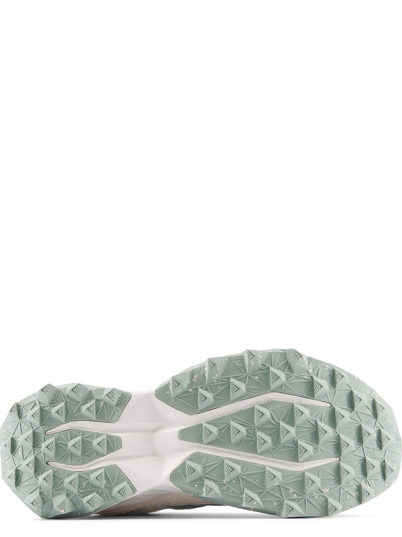 new-balance-womens-trail-running-tektrel-suede-trainers-beigedetail