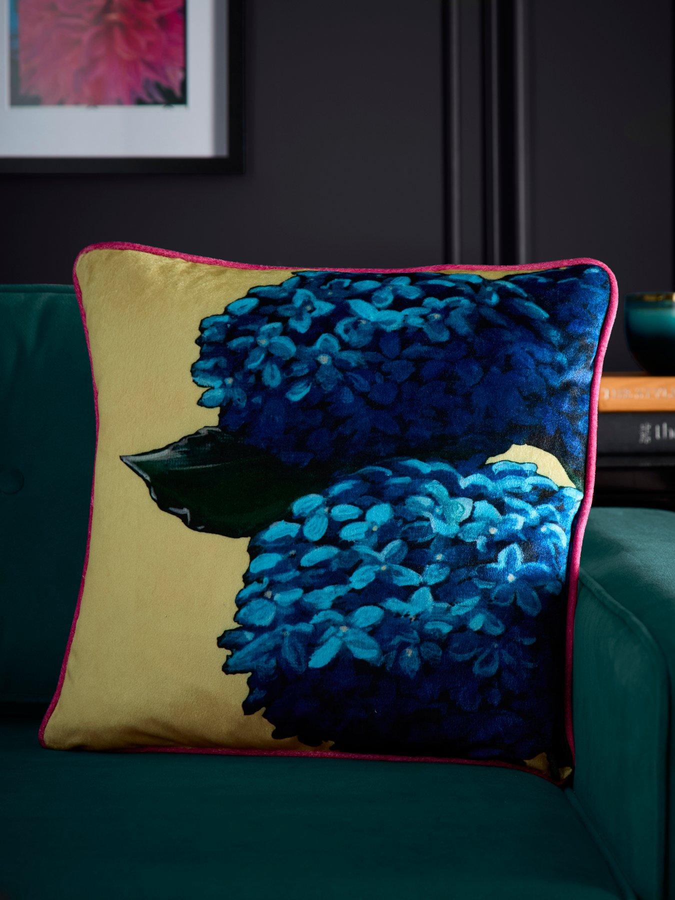 laurence-llewelyn-bowen-hiyah-hydrangea-filled-cushion-lime