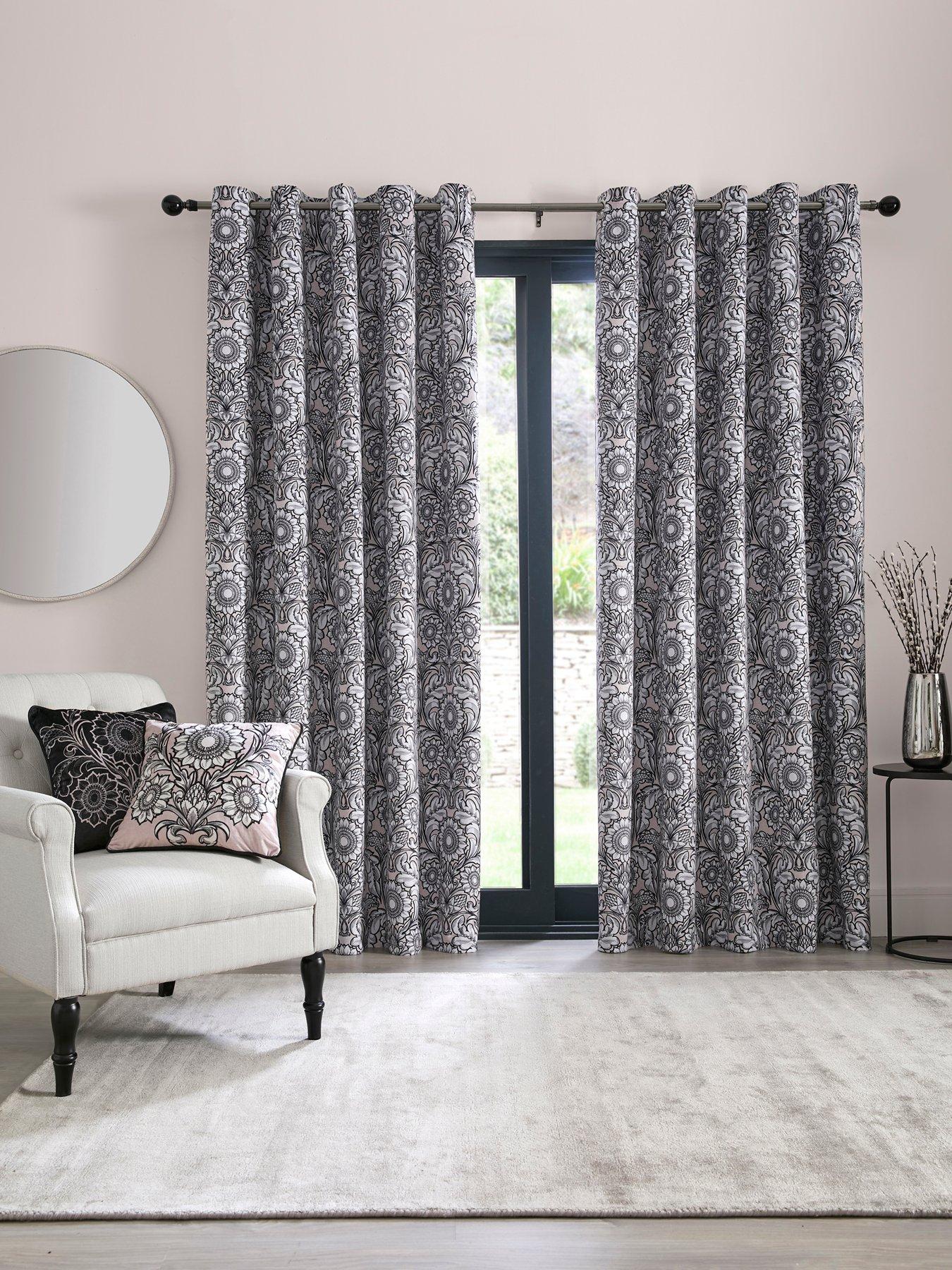 laurence-llewelyn-bowen-romilly-eyelet-curtains