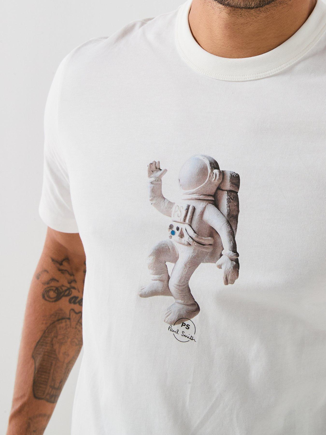 ps-paul-smith-regular-fit-astronaut-grapic-t-shirt-whiteoutfit