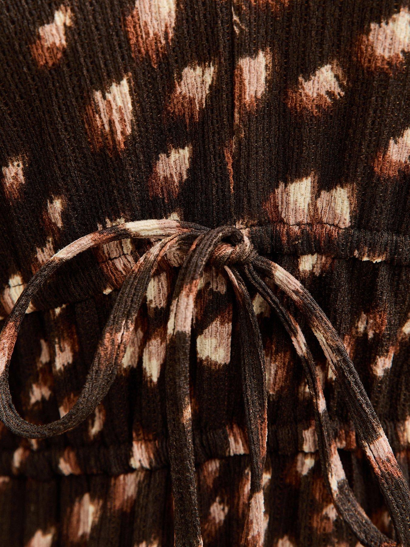 new-look-brown-crinkle-texture-printed-midi-shirt-dressdetail