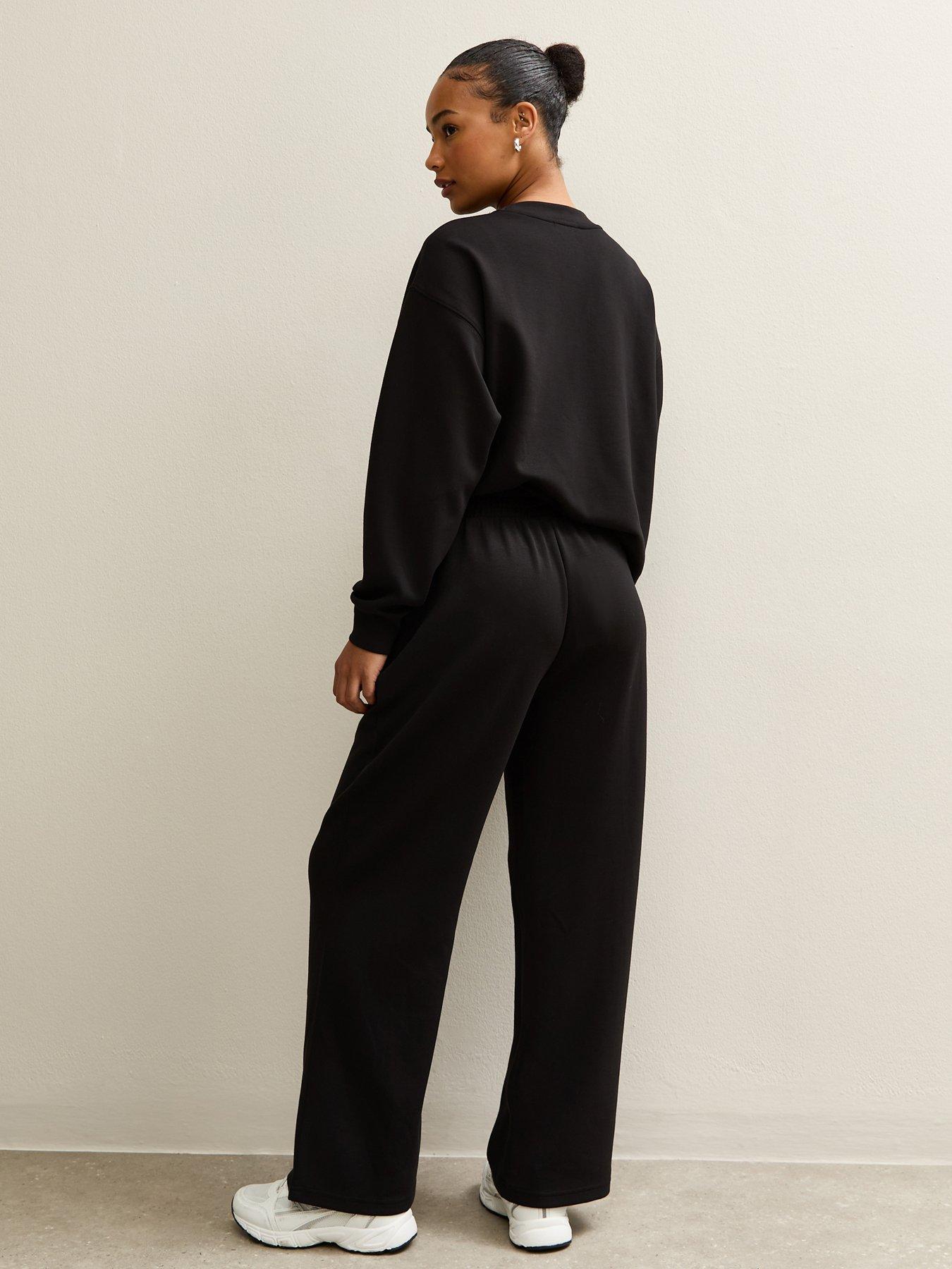new-look-petite-black-wide-leg-joggersstillFront