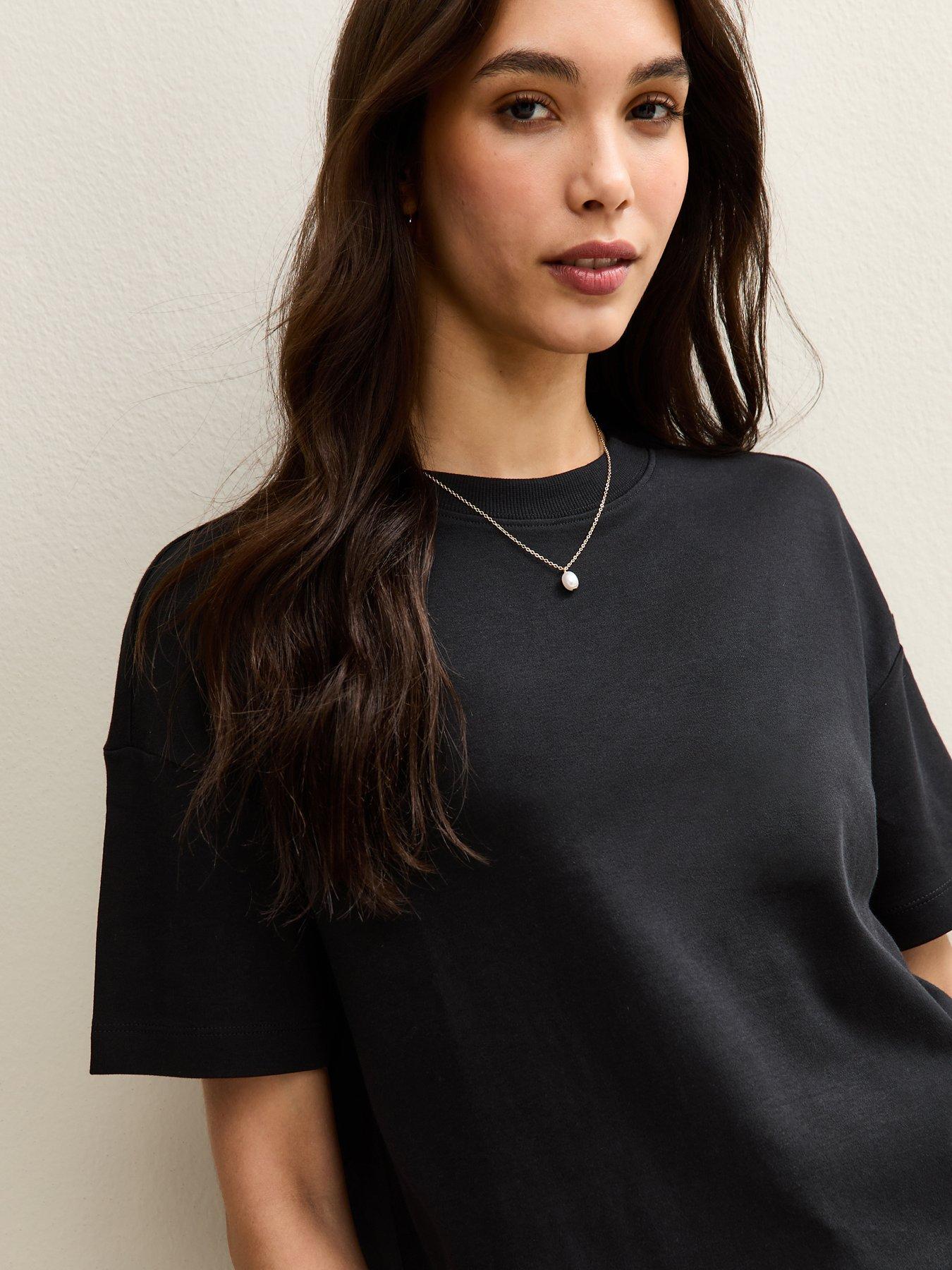 new-look-black-premium-heavyweight-cotton-boxy-fit-t-shirtoutfit