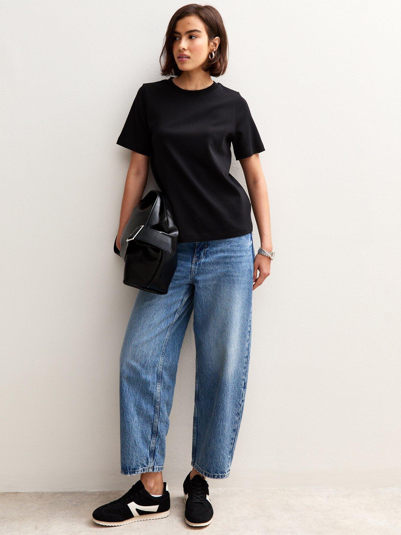 Image 3 of 4 of New Look Black Premium Heavyweight Cotton Relaxed T-Shirt