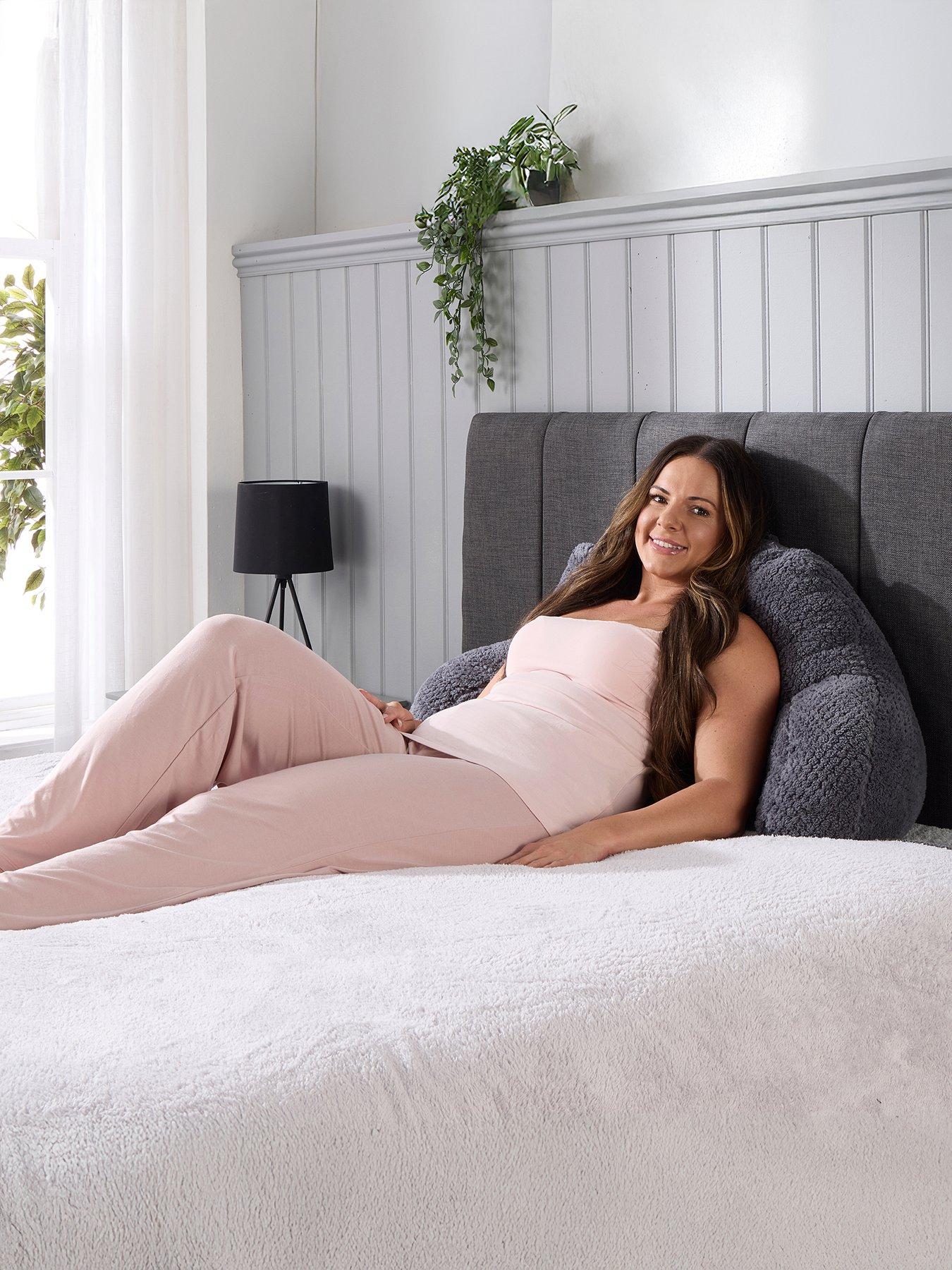 the-very-collection-waffle-cuddle-cushion-charcoalback
