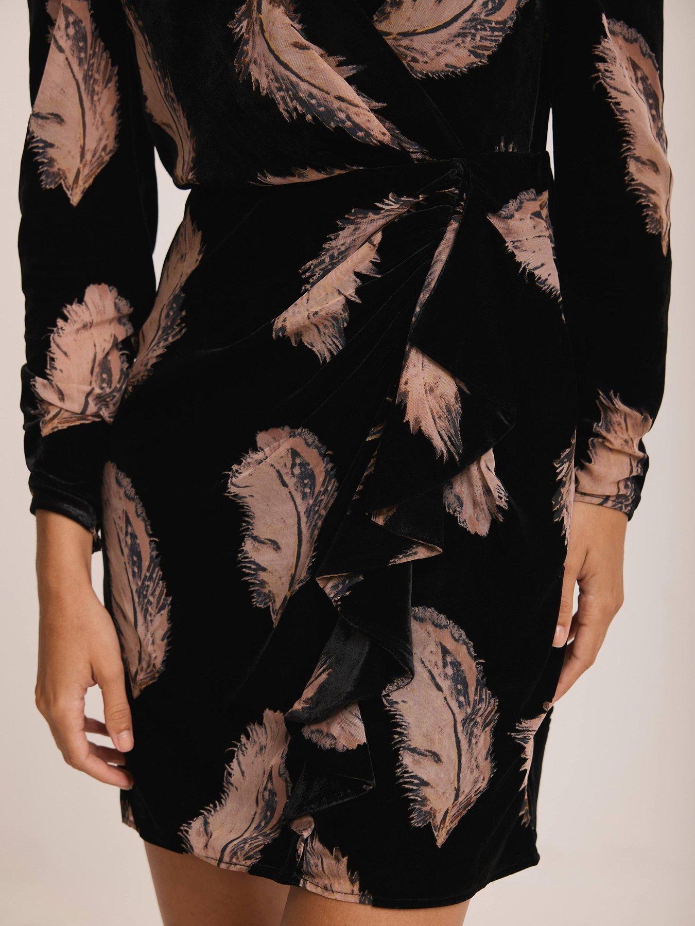 mint-velvet-feather-print-dress-blackoutfit