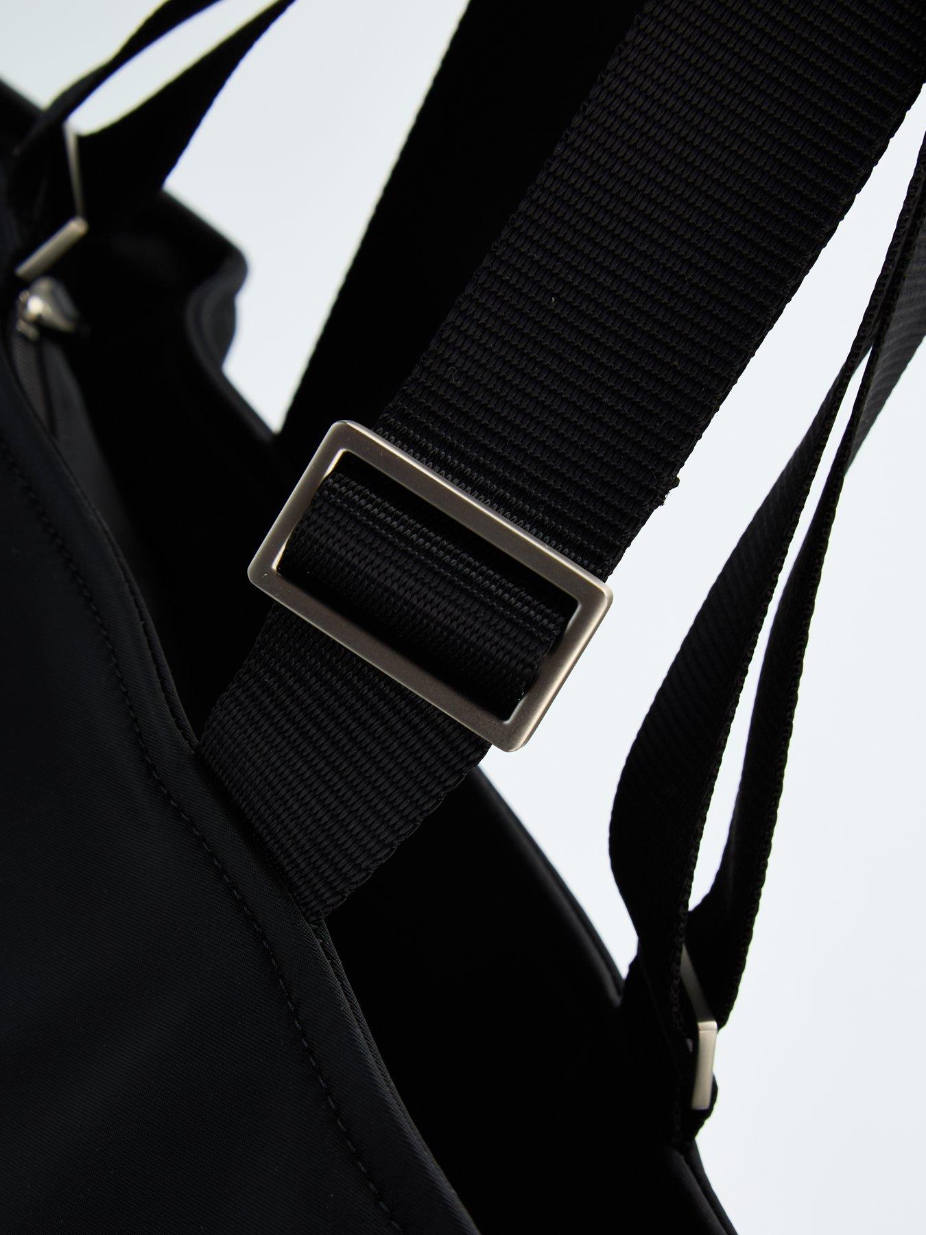 Image 4 of 6 of Calvin Klein Sleek Pocket Tote Bag - Black