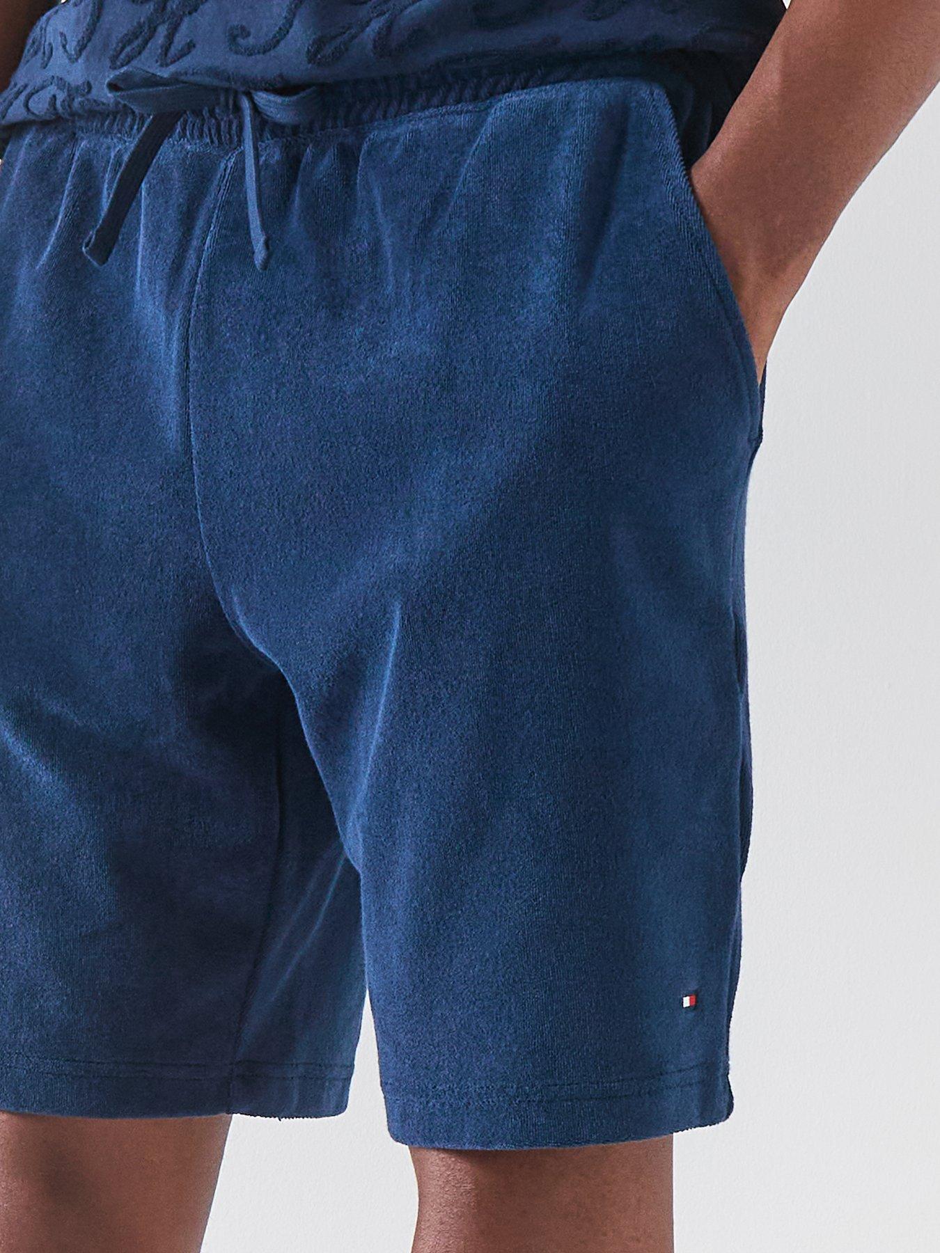 tommy-hilfiger-towelling-sweat-shorts-navyoutfit