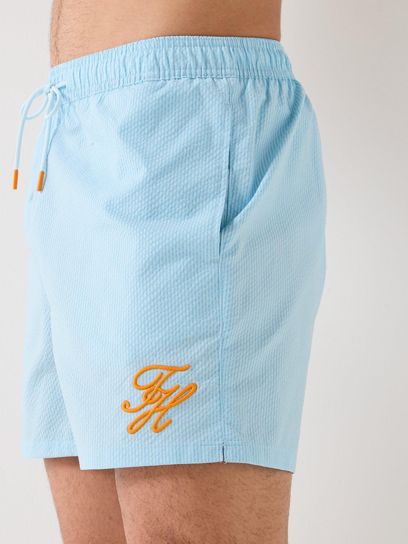 tommy-hilfiger-mono-script-ithaca-medium-swim-shorts-blueoutfit