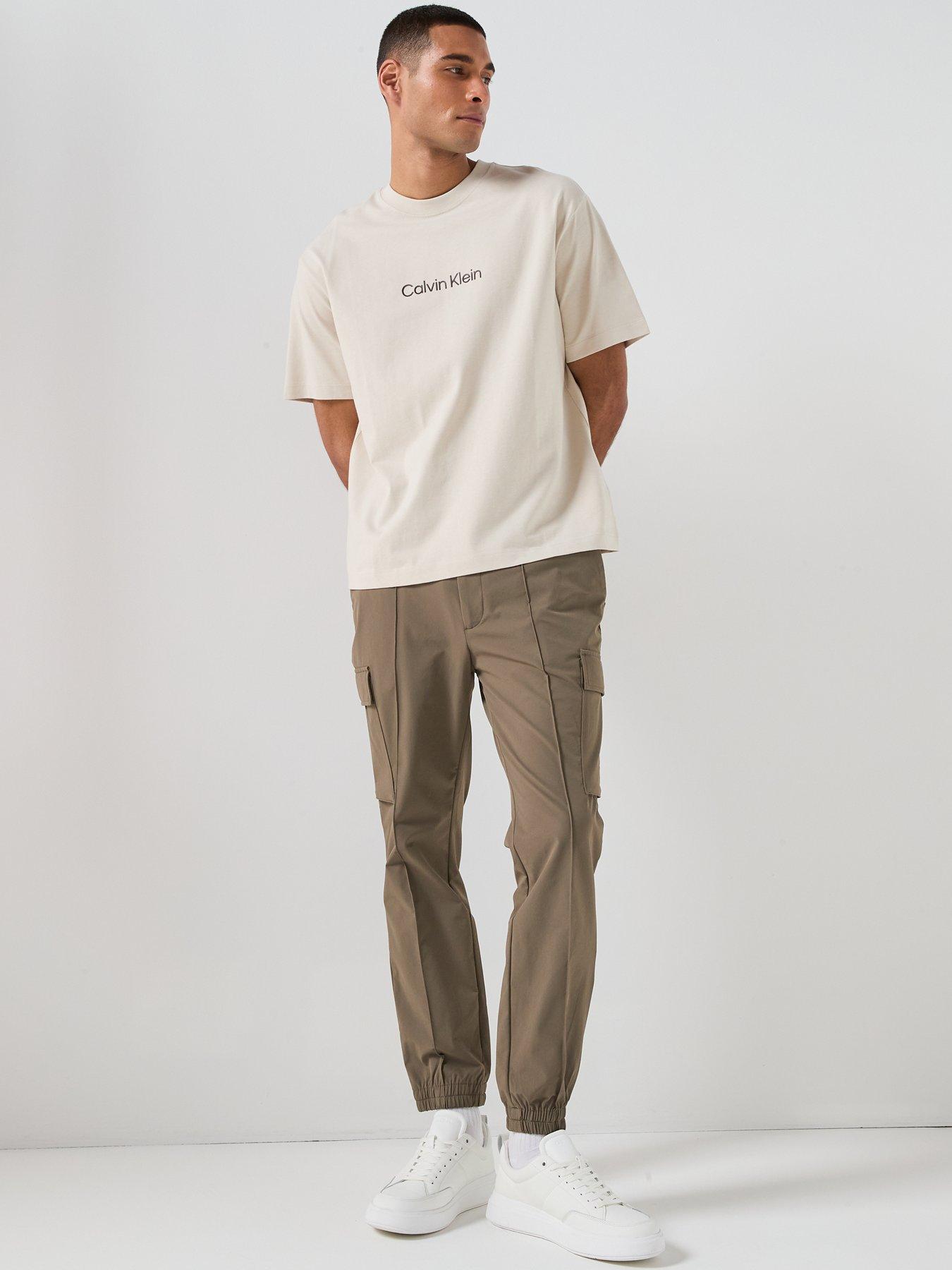 calvin-klein-tech-dobby-cargo-pants-beigeback