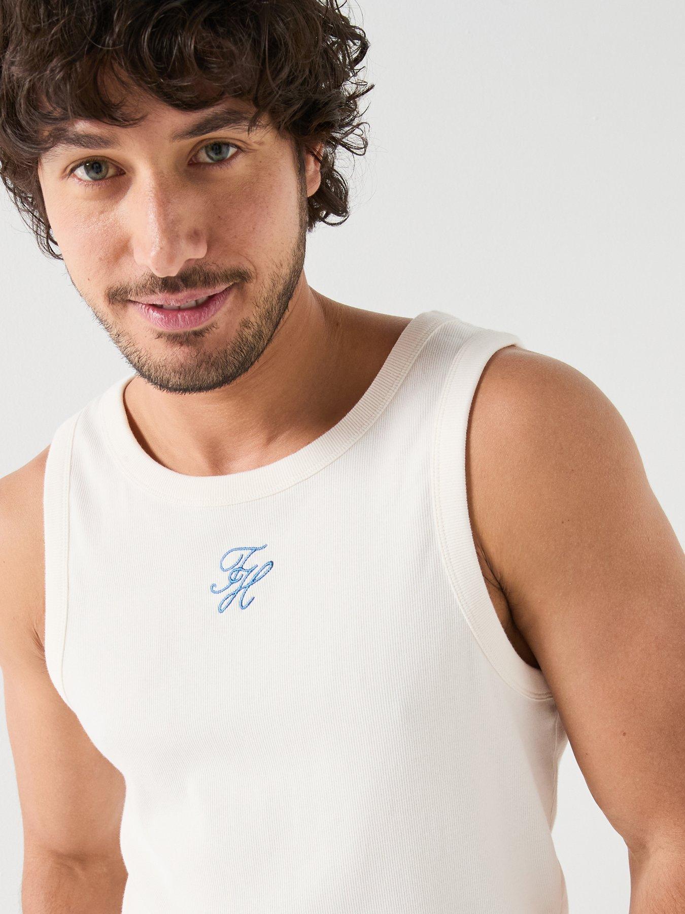 tommy-hilfiger-mono-script-logo-rib-vest-off-whiteoutfit