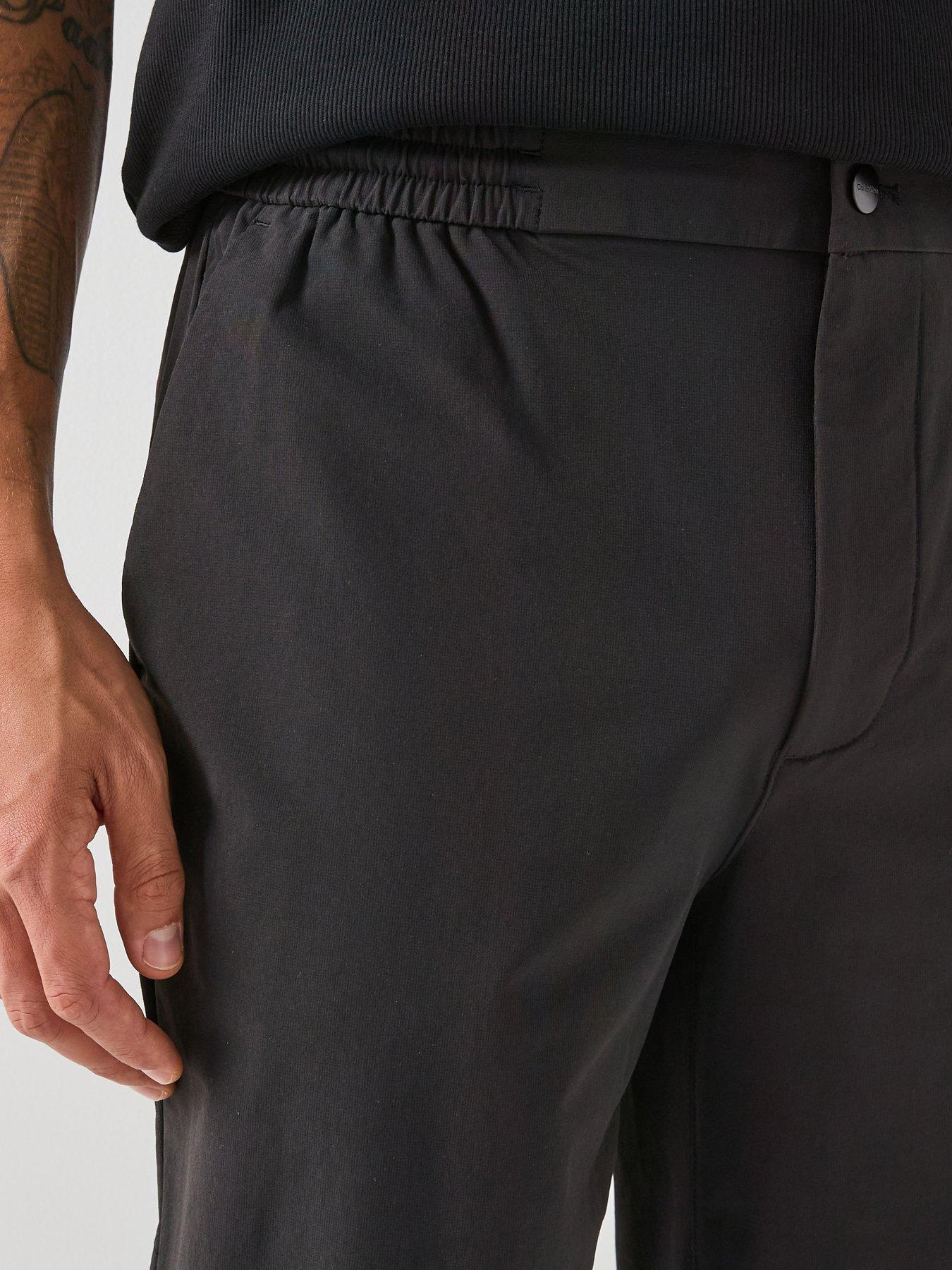 calvin-klein-classic-tech-elasticated-trouser-blackoutfit