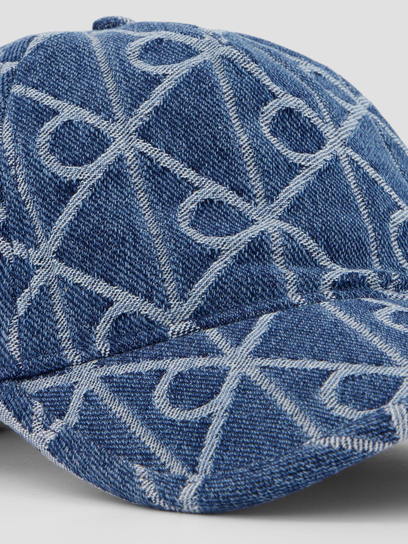 calvin-klein-allover-print-jacquard-denim-baseball-cap-blueoutfit