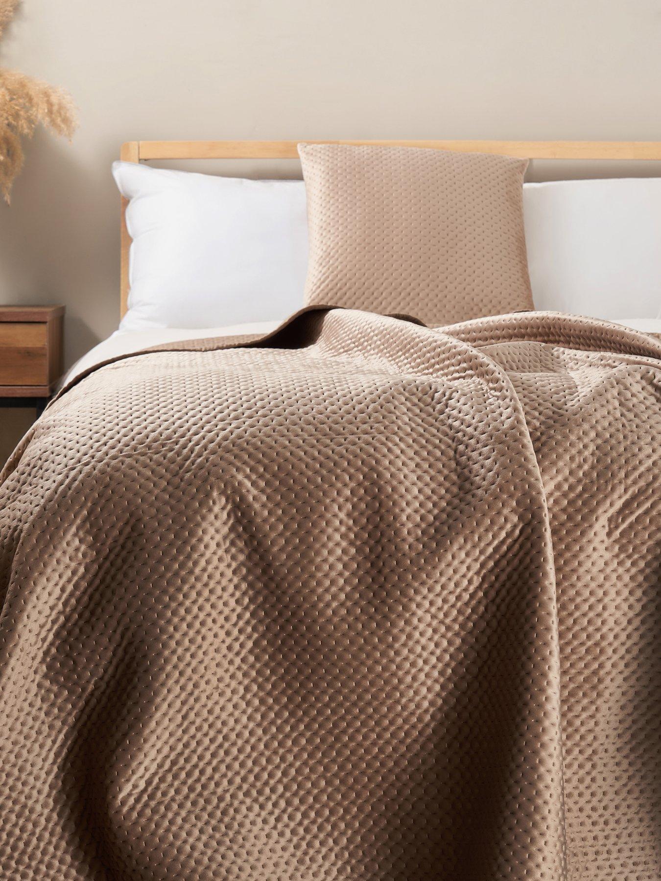 very-home-liso-bedspread-165x240cm
