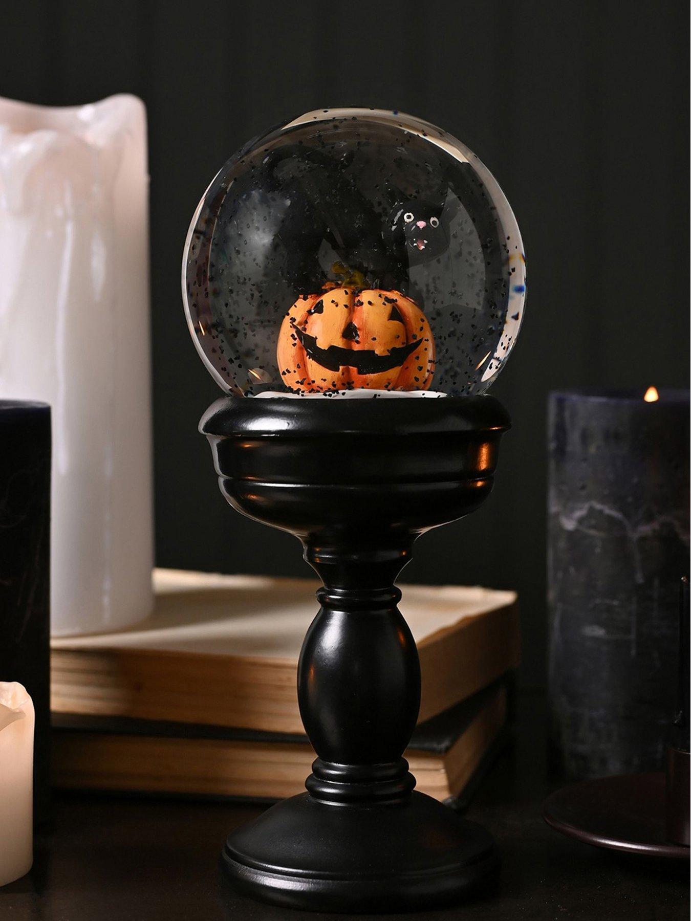 the-seasonal-gift-co-pumpkin-snow-globe