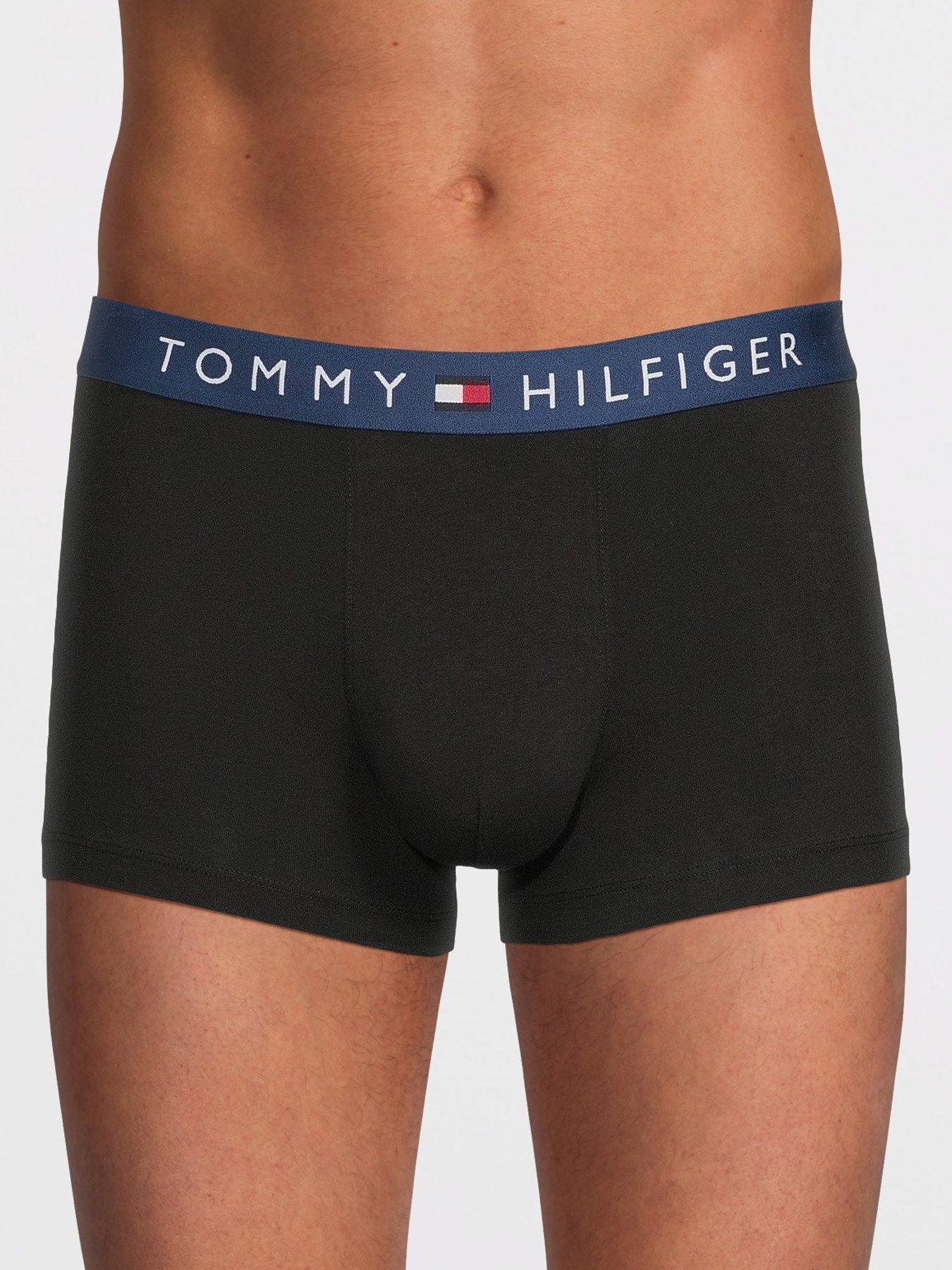 tommy-hilfiger-tommy-hilfiger-3-pack-everyday-essentials-trunks-blackstillFront