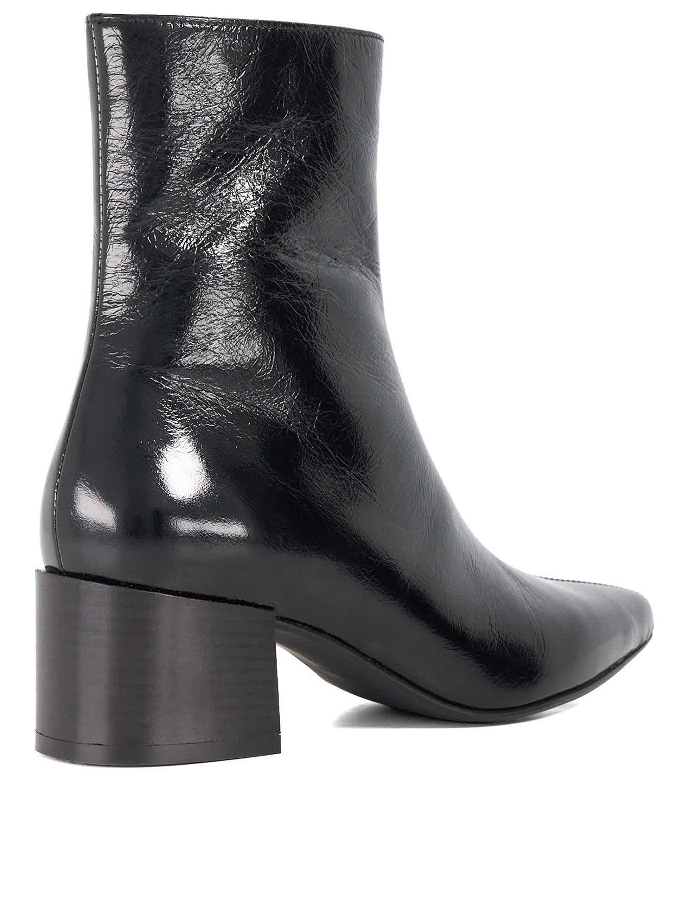 dune-london-pami-pointed-toe-block-ankle-boot-blackoutfit