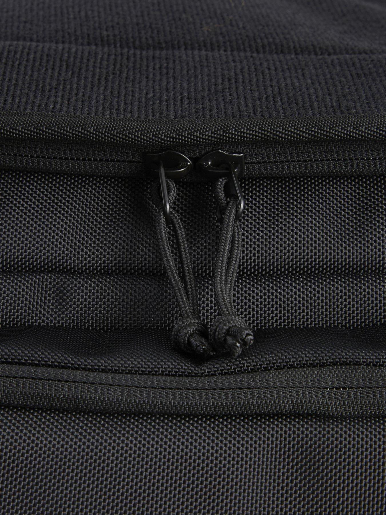 puma-mens-hyrox-training-backpack-blackdetail