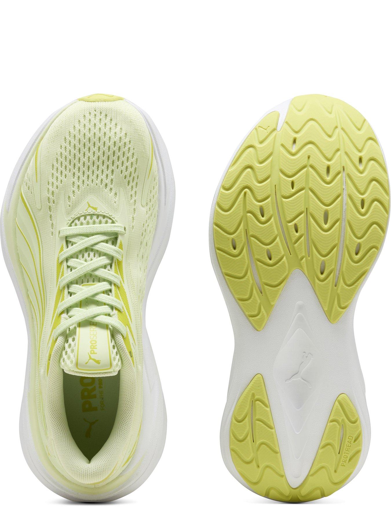 puma-womens-running-maxima-pro-trainers-yellowoutfit
