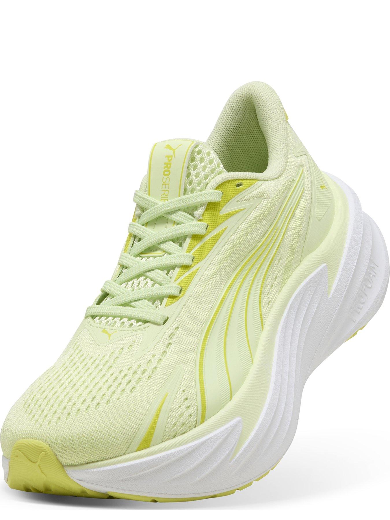 puma-womens-running-maxima-pro-trainers-yellowdetail
