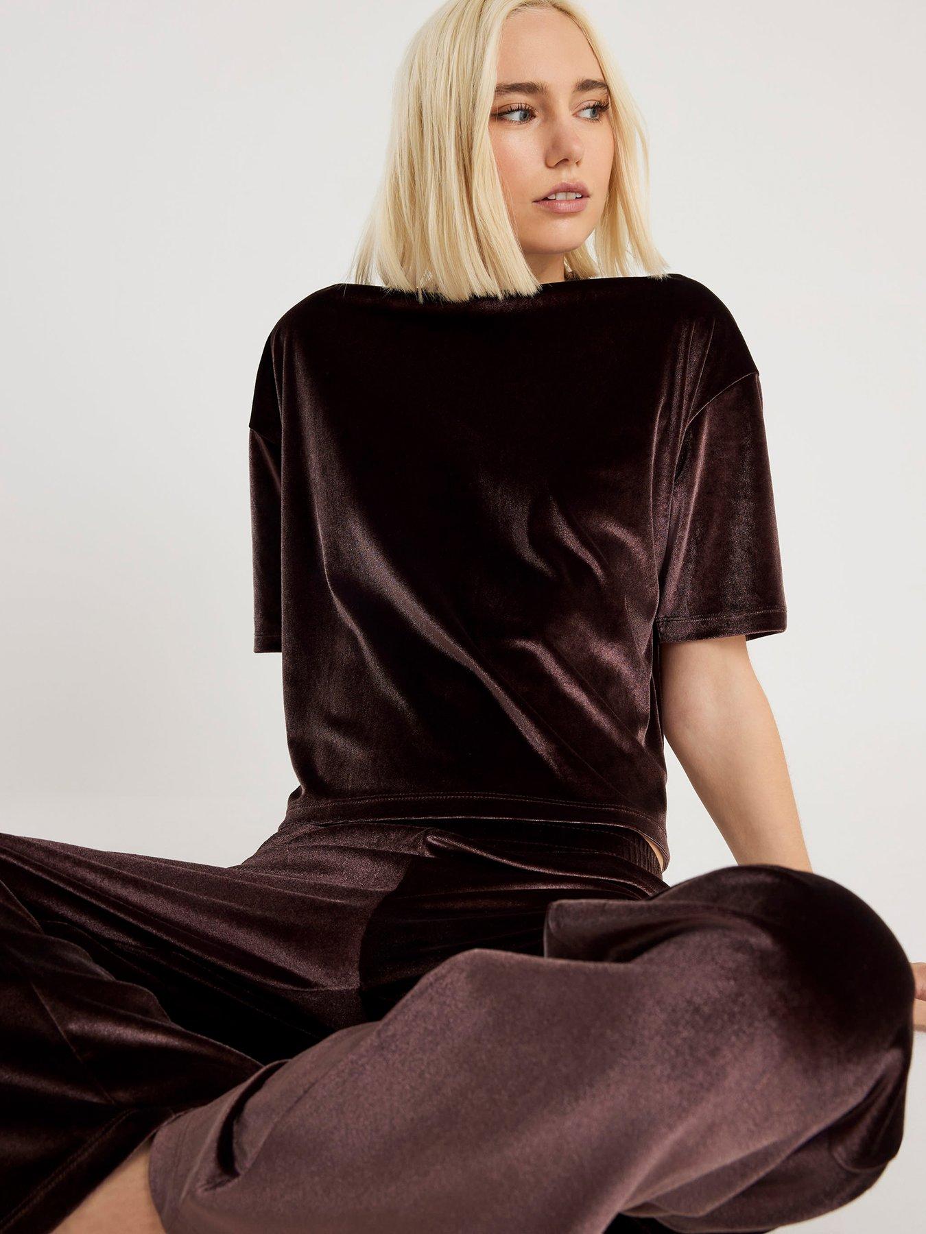 river-island-short-sleeve-velvet-boxy-tee-brown