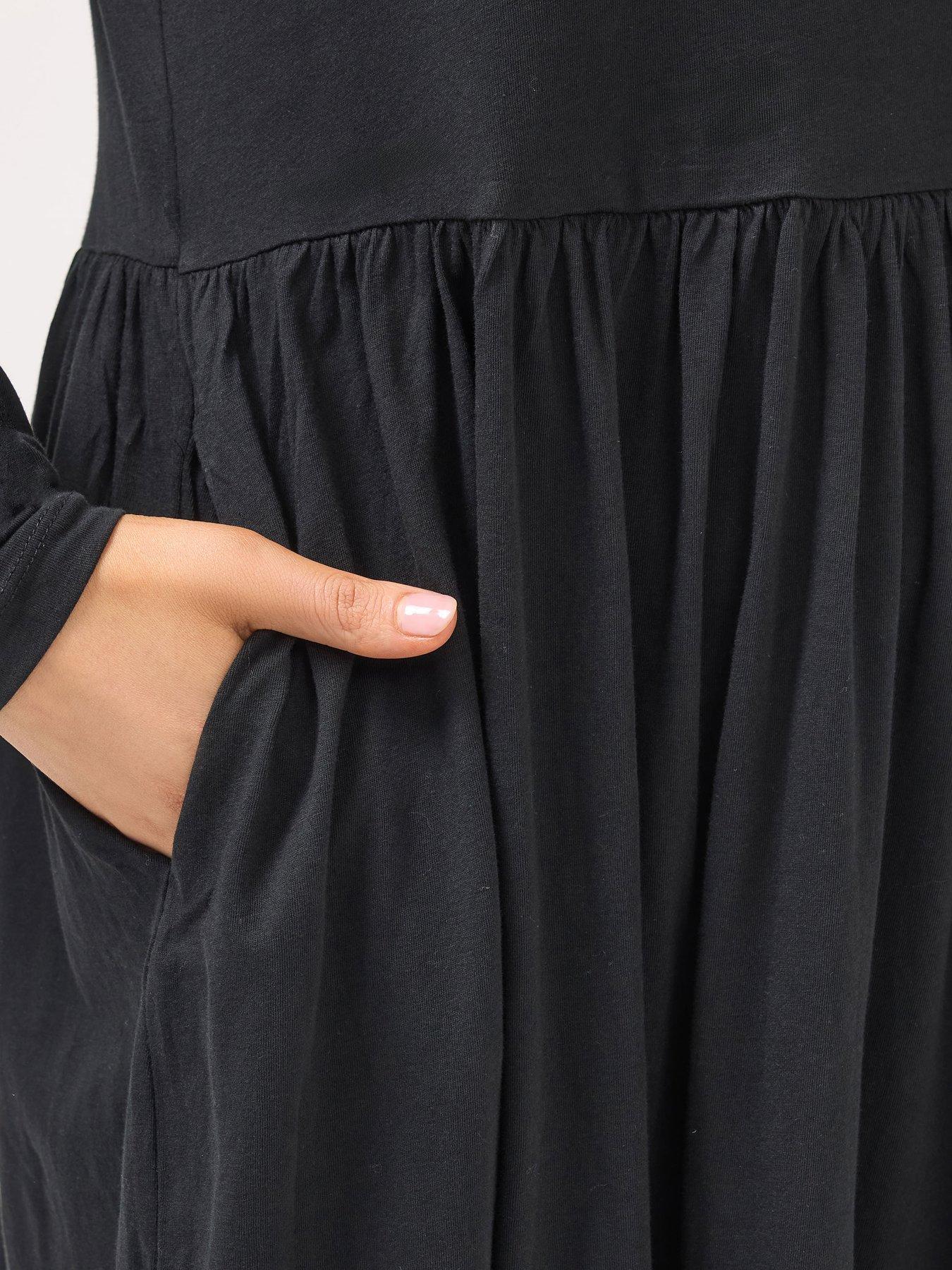 yours-curve-peplum-dress-blackdetail