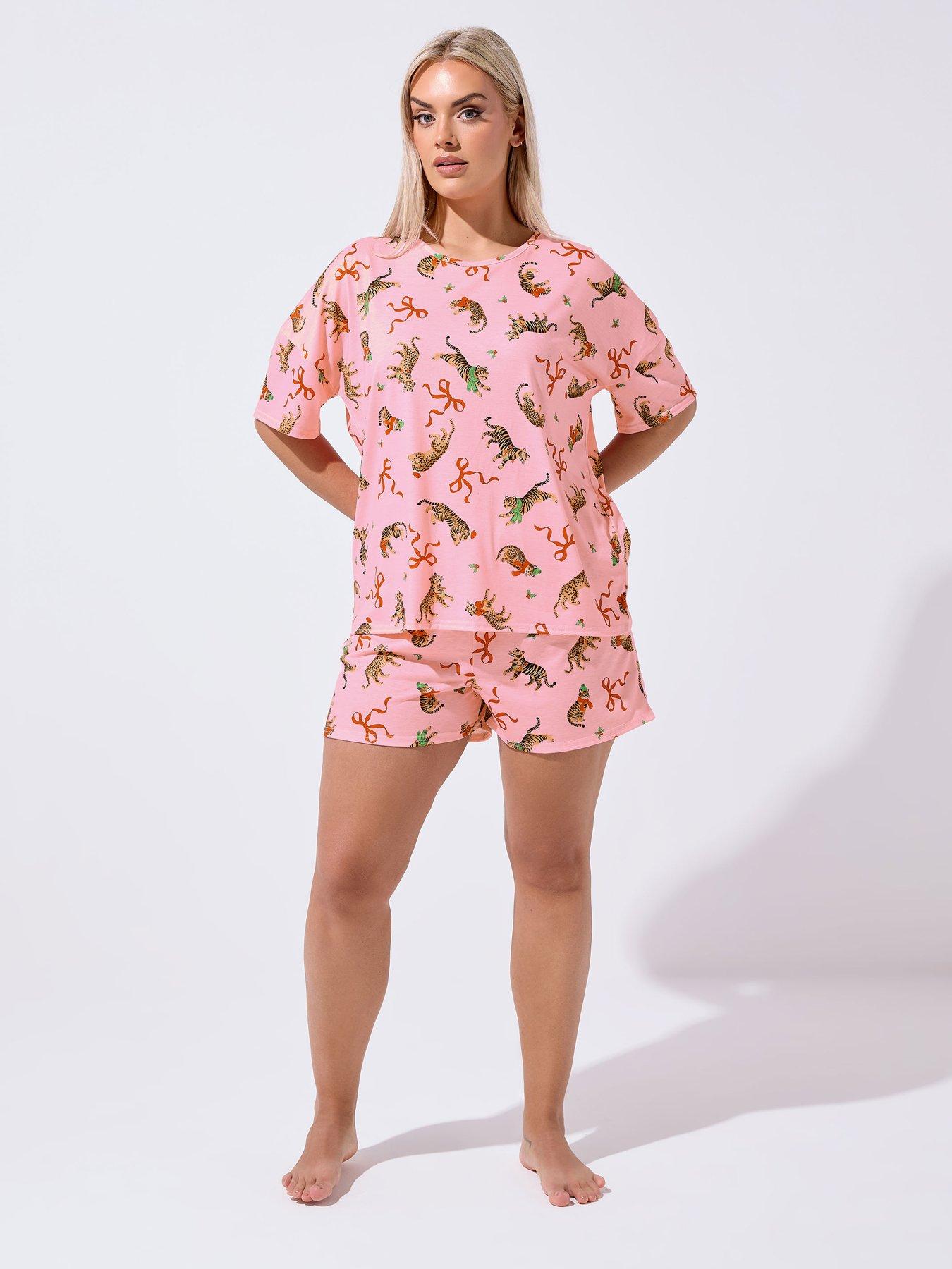 Image 3 of 4 of Yours Curve Tiger Bow Christmas Novelty Pyjama Set - Pink