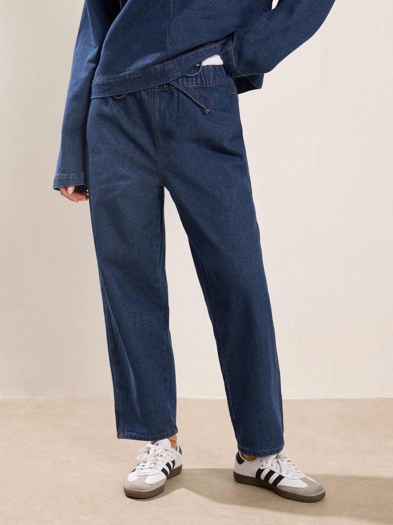pixiegirl-petite-pull-on-barrel-jeanfront