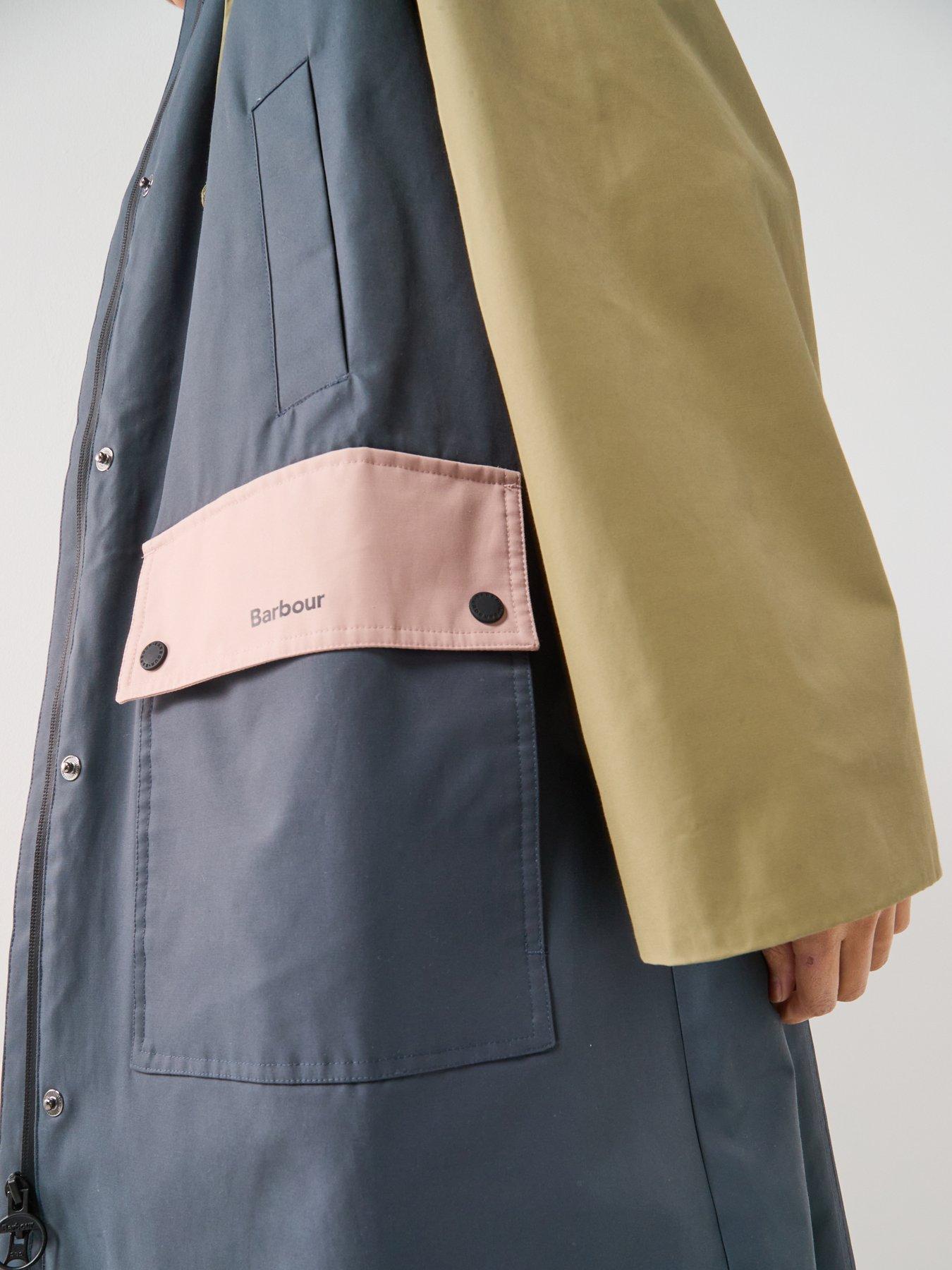 barbour-blearigg-showerproof-jacket-greydetail