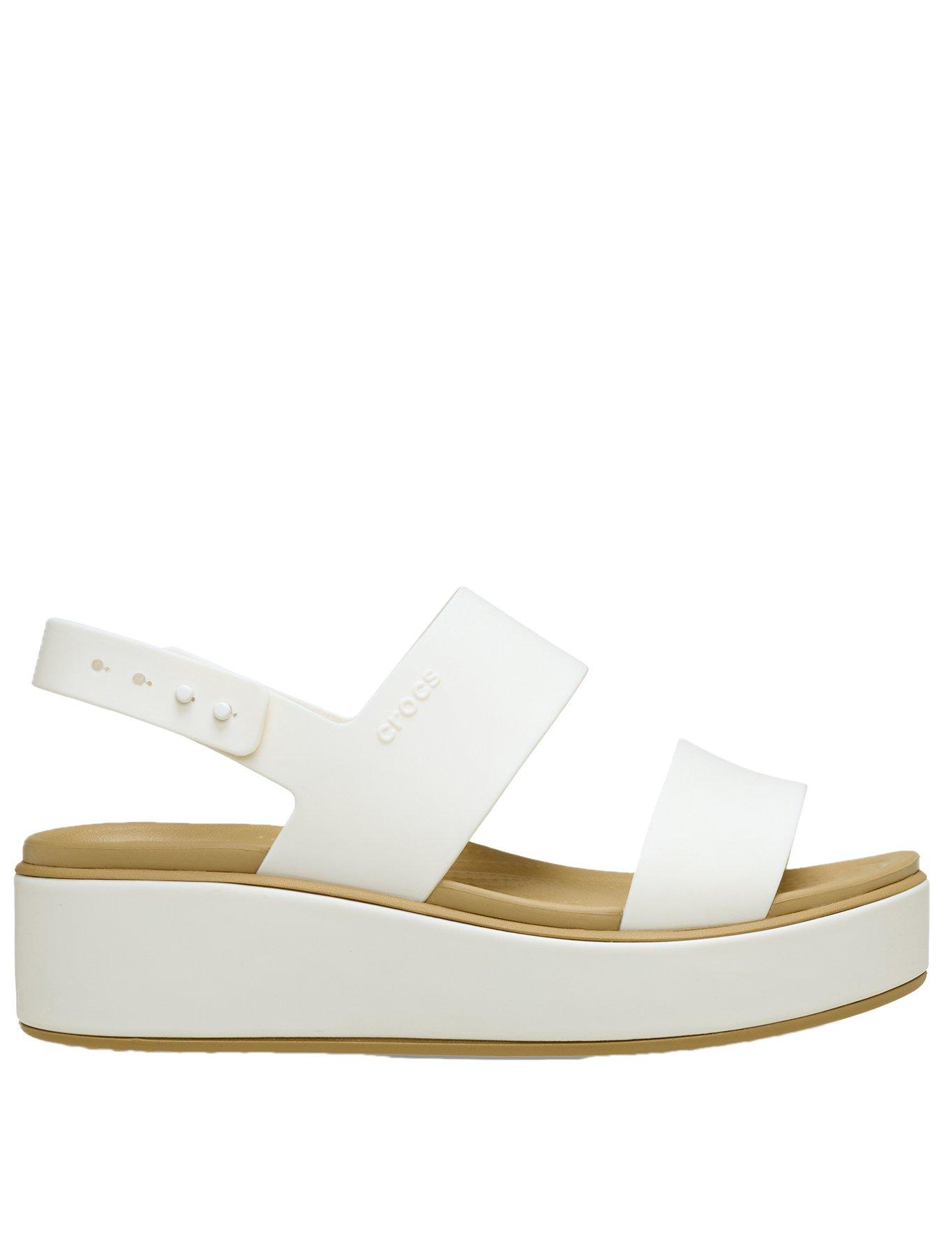 crocs-brooklyn-matte-wrap-low-wedge-sandal-chalktan