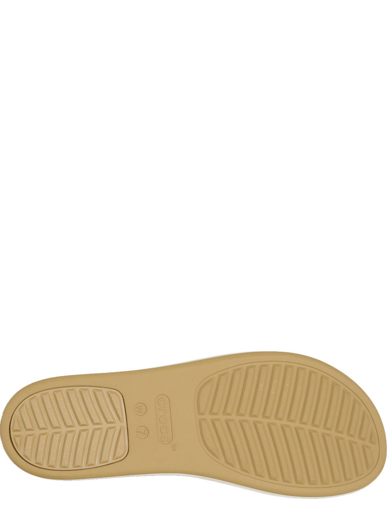 crocs-brooklyn-matte-wrap-low-wedge-sandal-chalktandetail