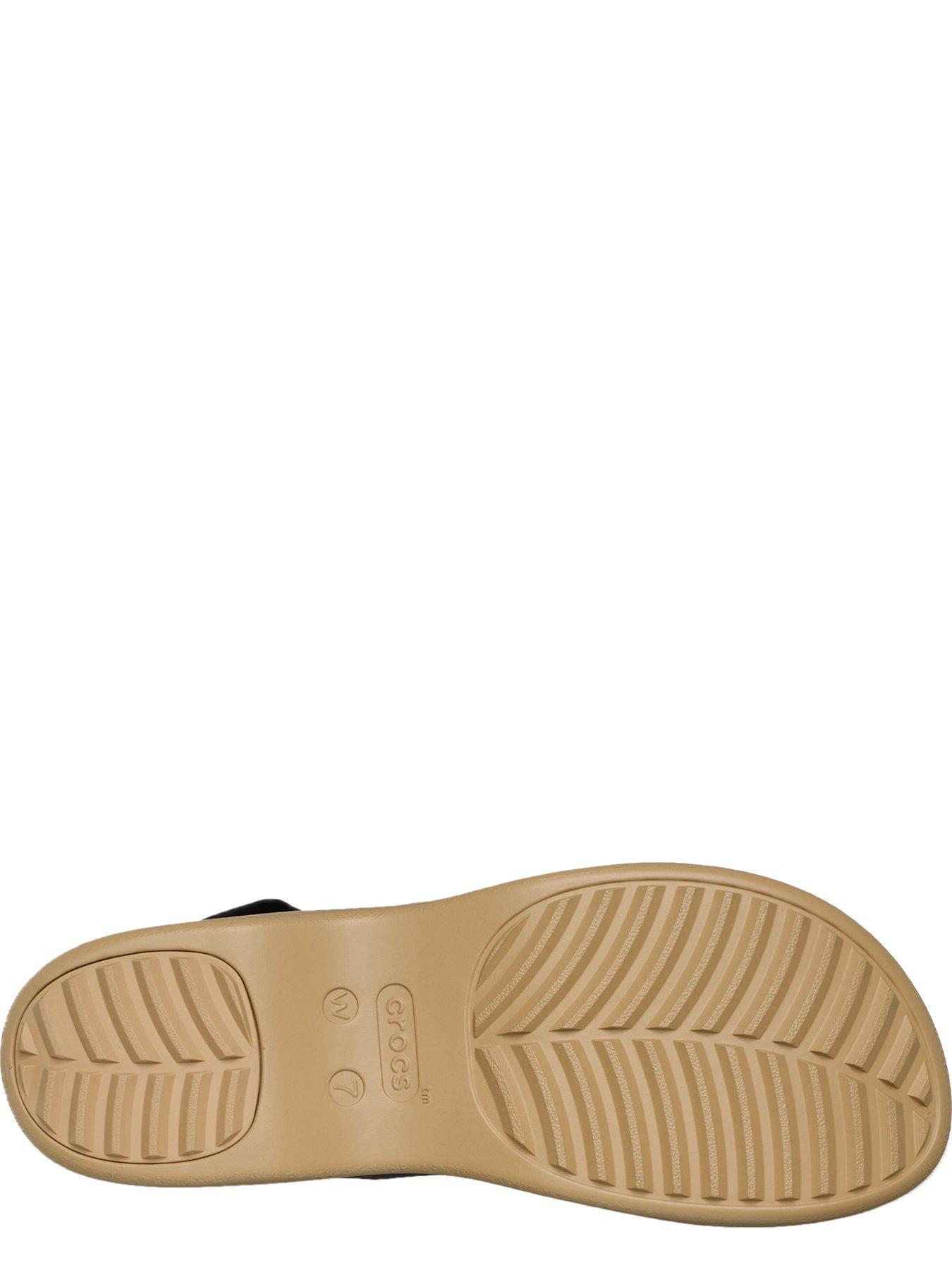 crocs-brooklyn-sky-sandal-cashewblackdetail