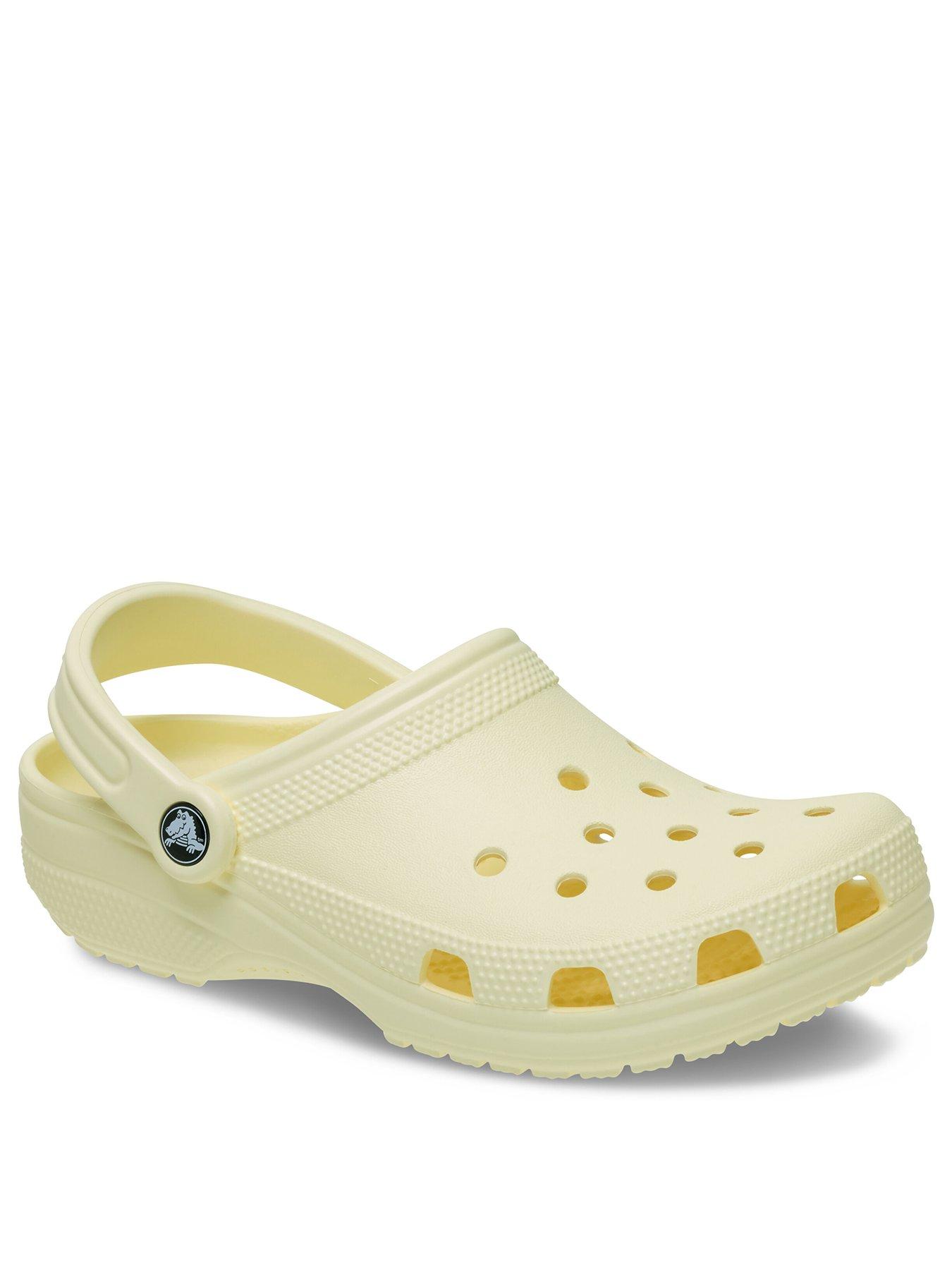 crocs-classic-clog-light-yellowstillFront