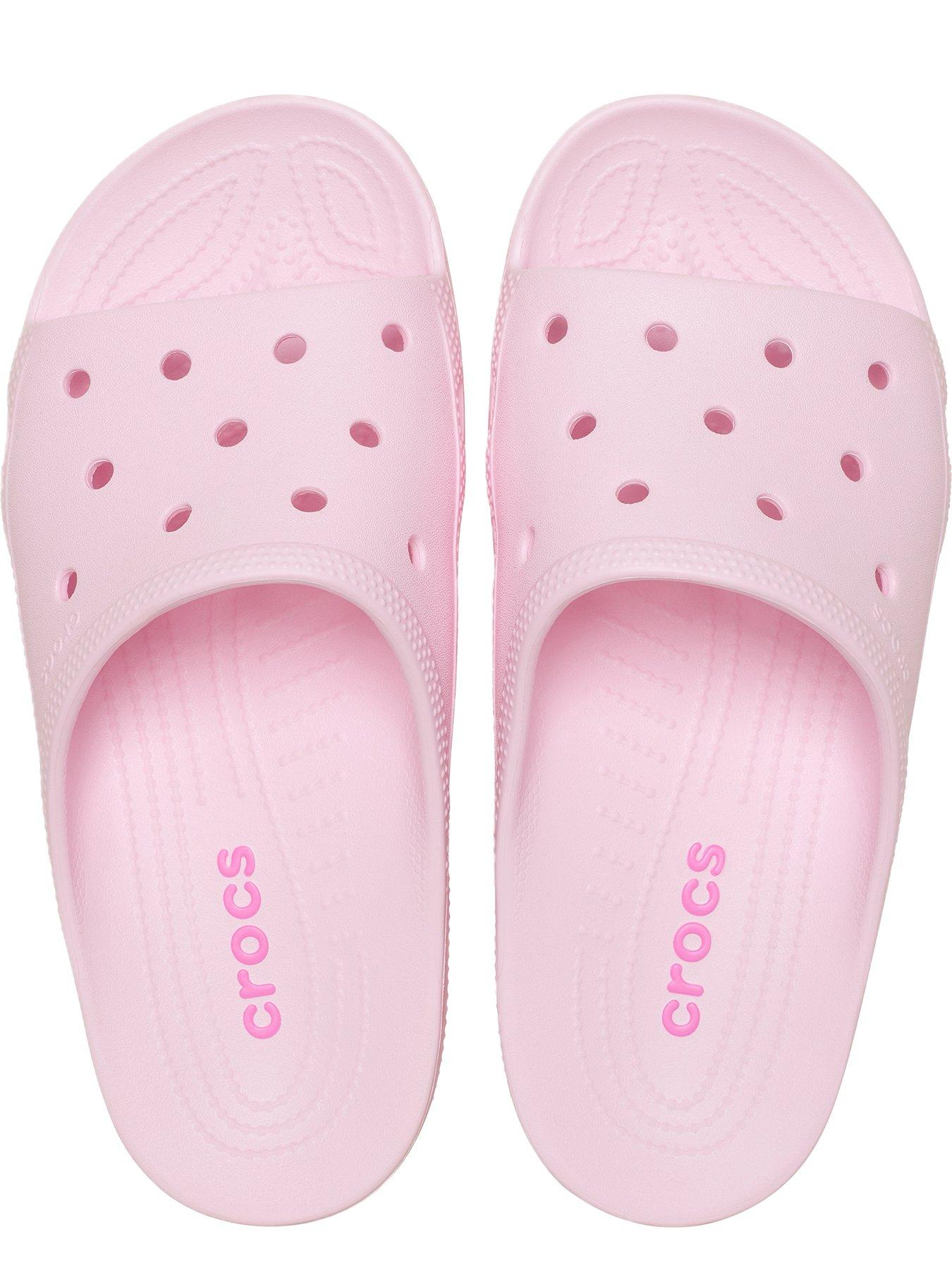 crocs-classic-slide-pink-milkoutfit
