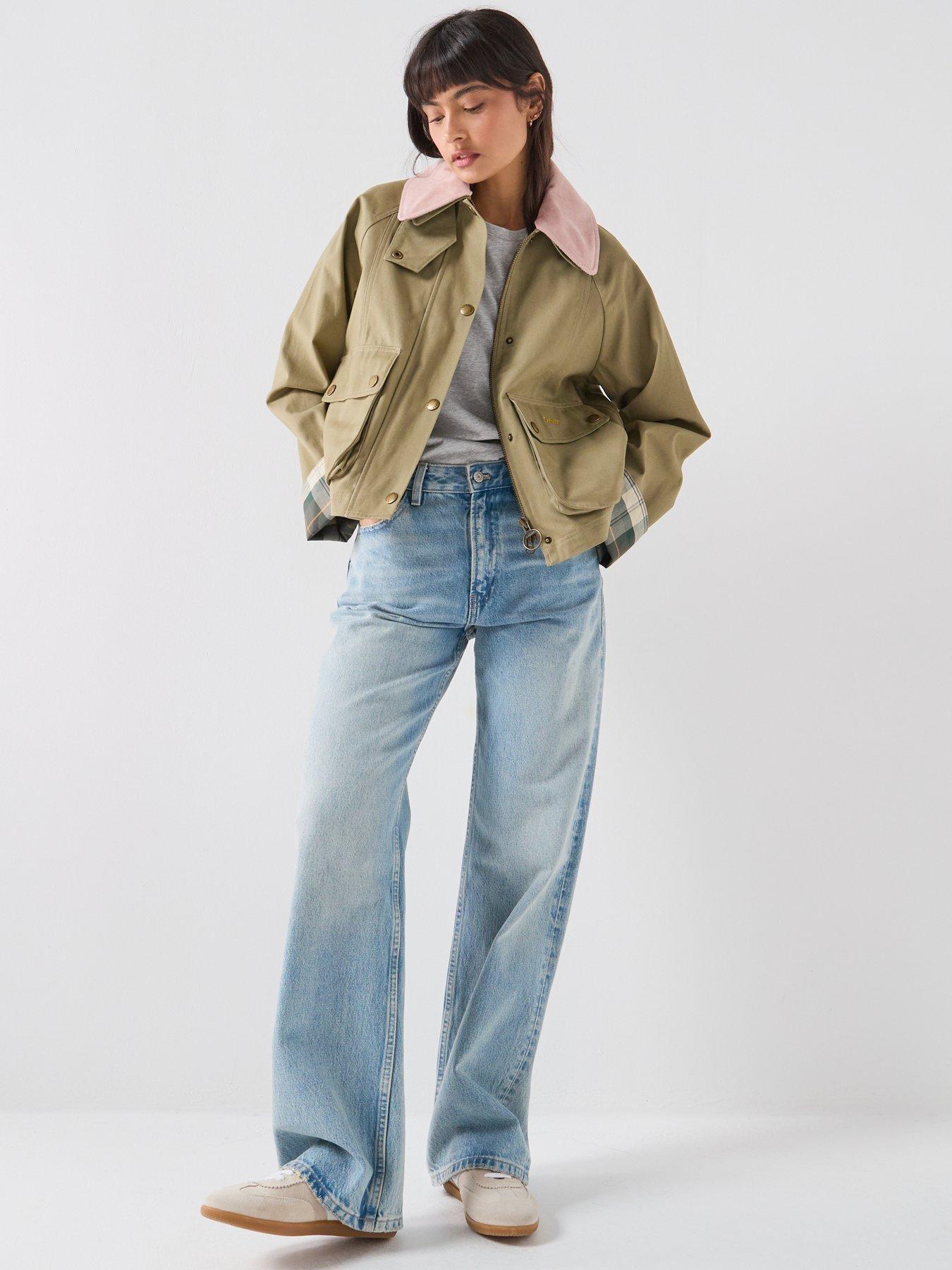 Image 3 of 6 of Barbour Cropped Beadnell Casual Jacket - Green