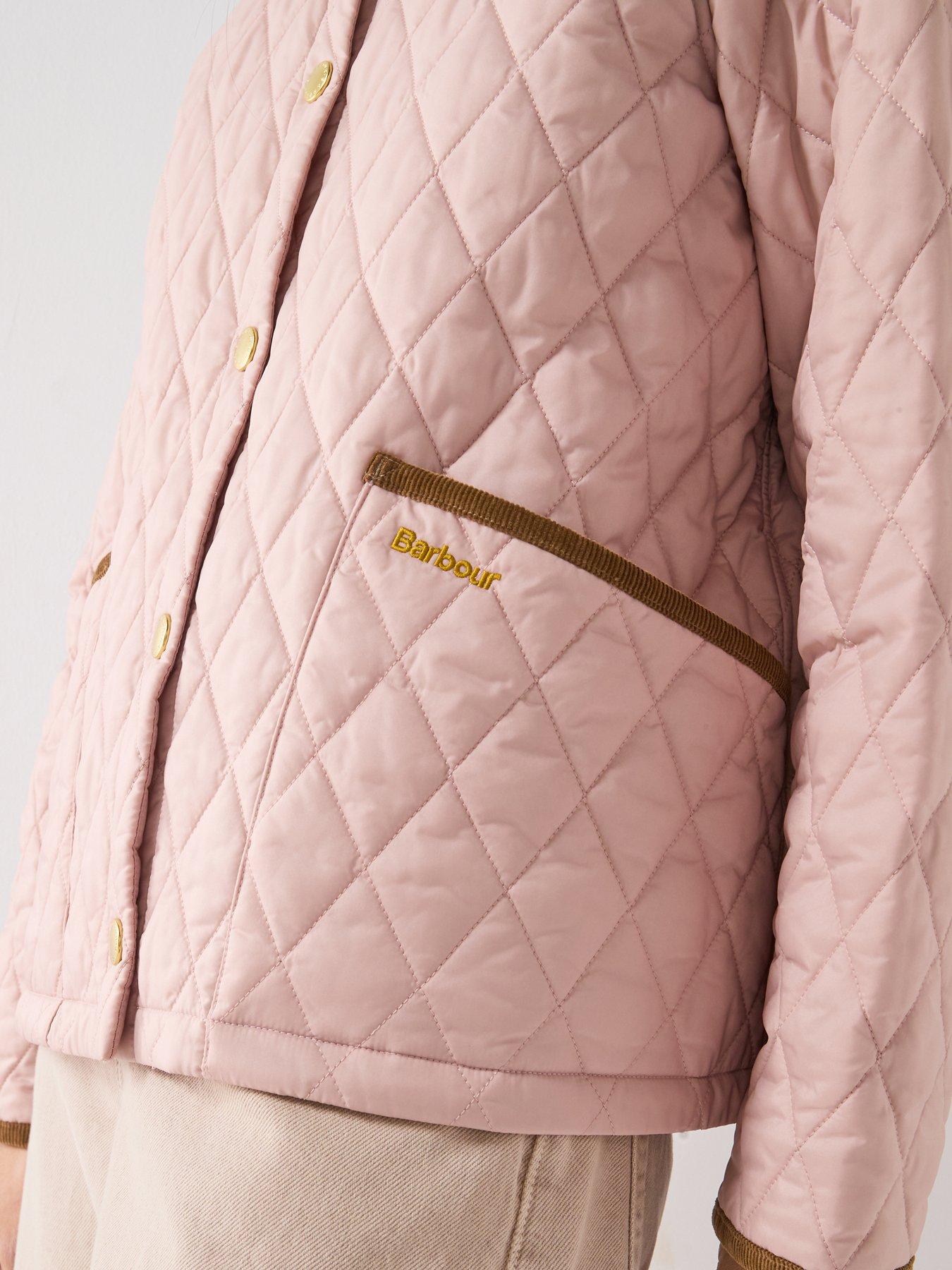 barbour-icons-cropped-liddesdale-quilted-jacket-beigedetail