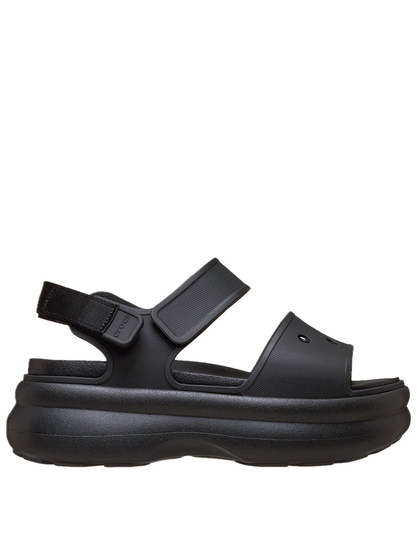 crocs-soho-y-strap-sandal-blackfront