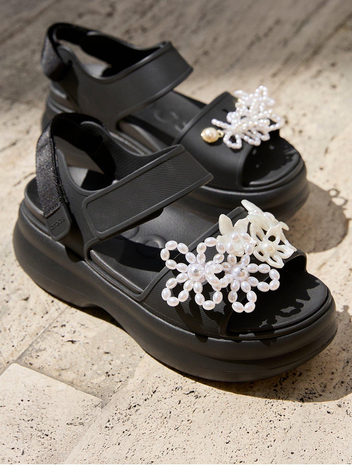 Crocs Soho Y Strap Sandal - Black