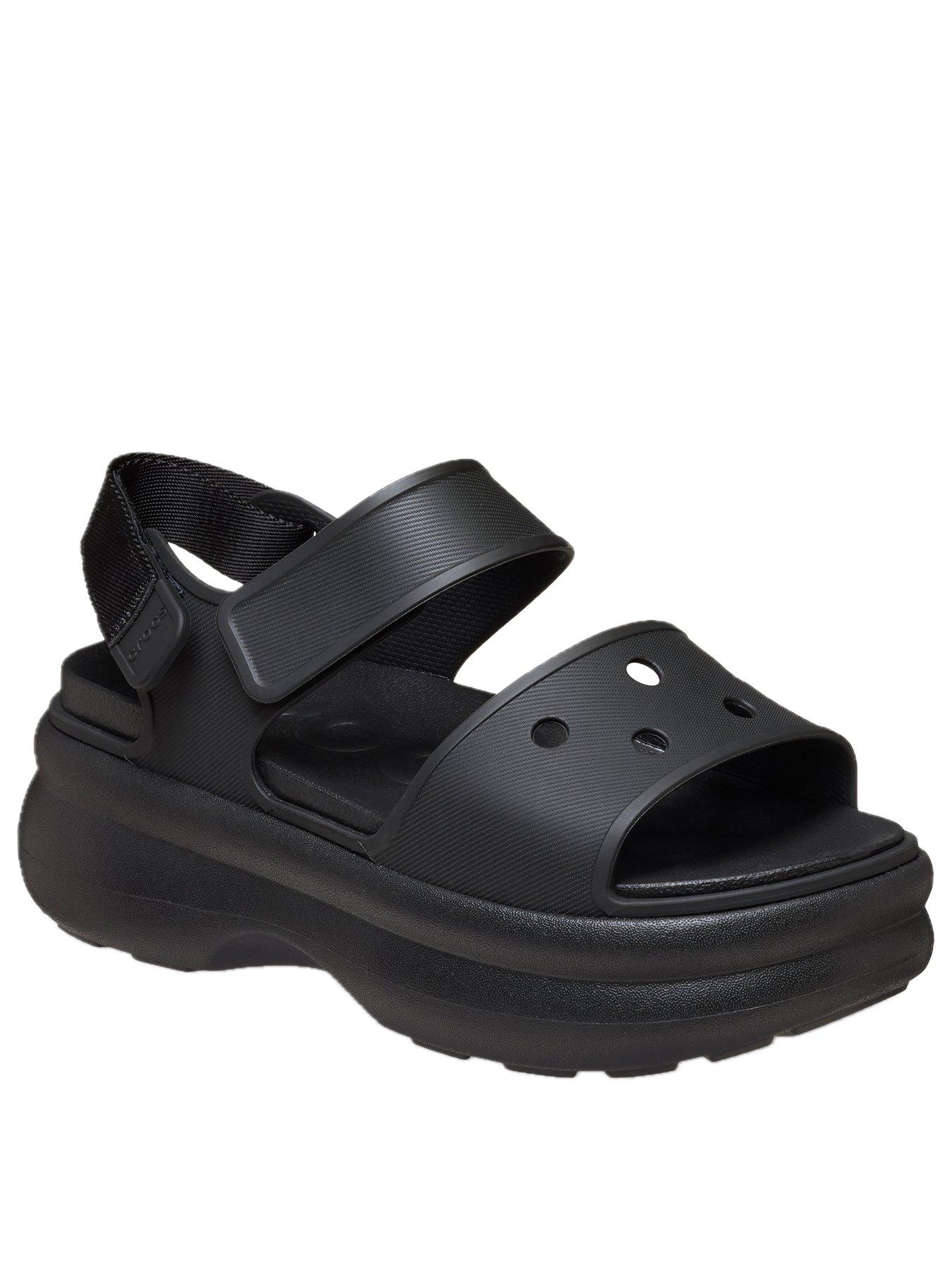 crocs-soho-y-strap-sandal-blackstillFront