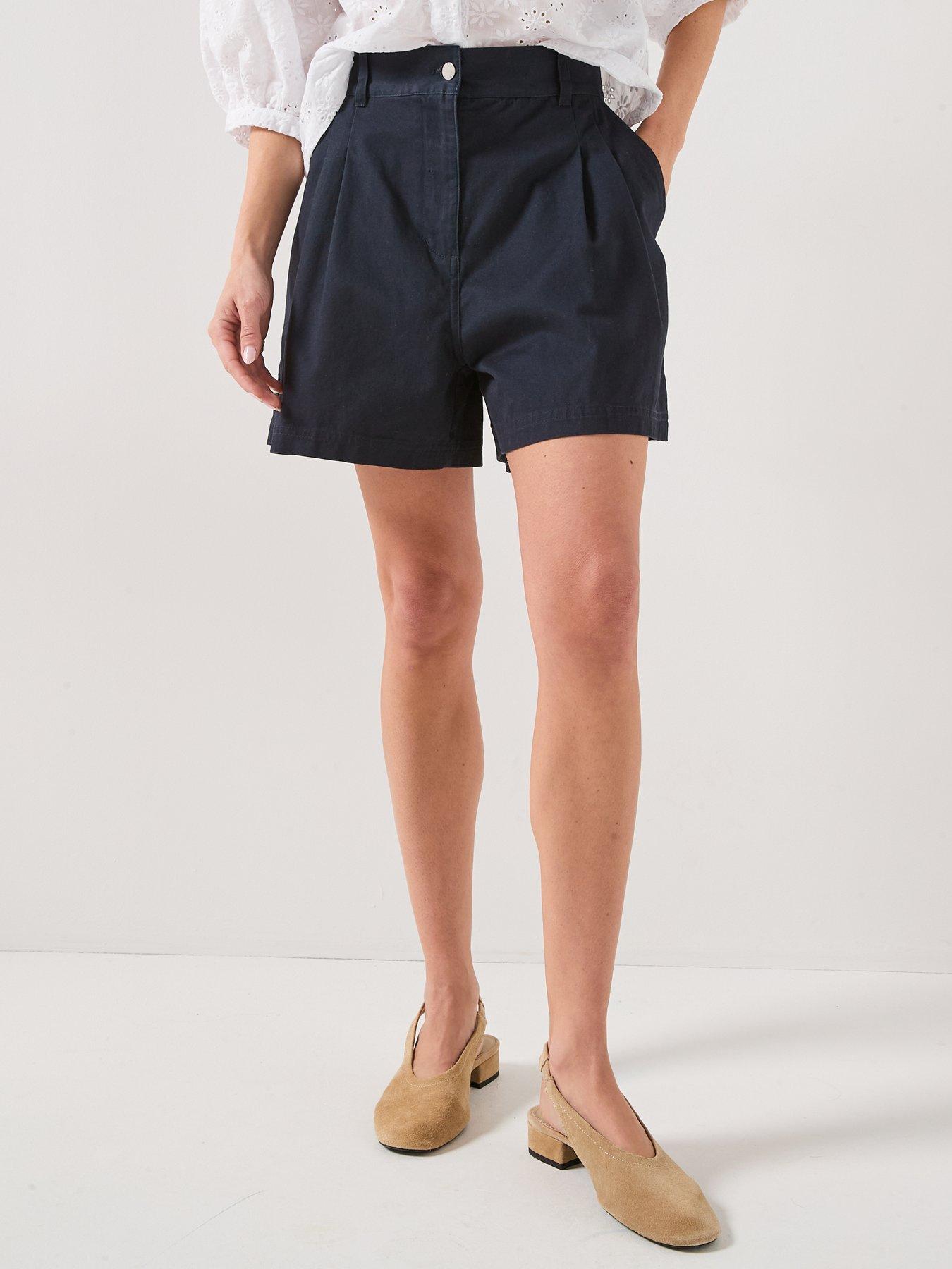 Image 1 of 5 of Barbour Fern Shorts - Navy