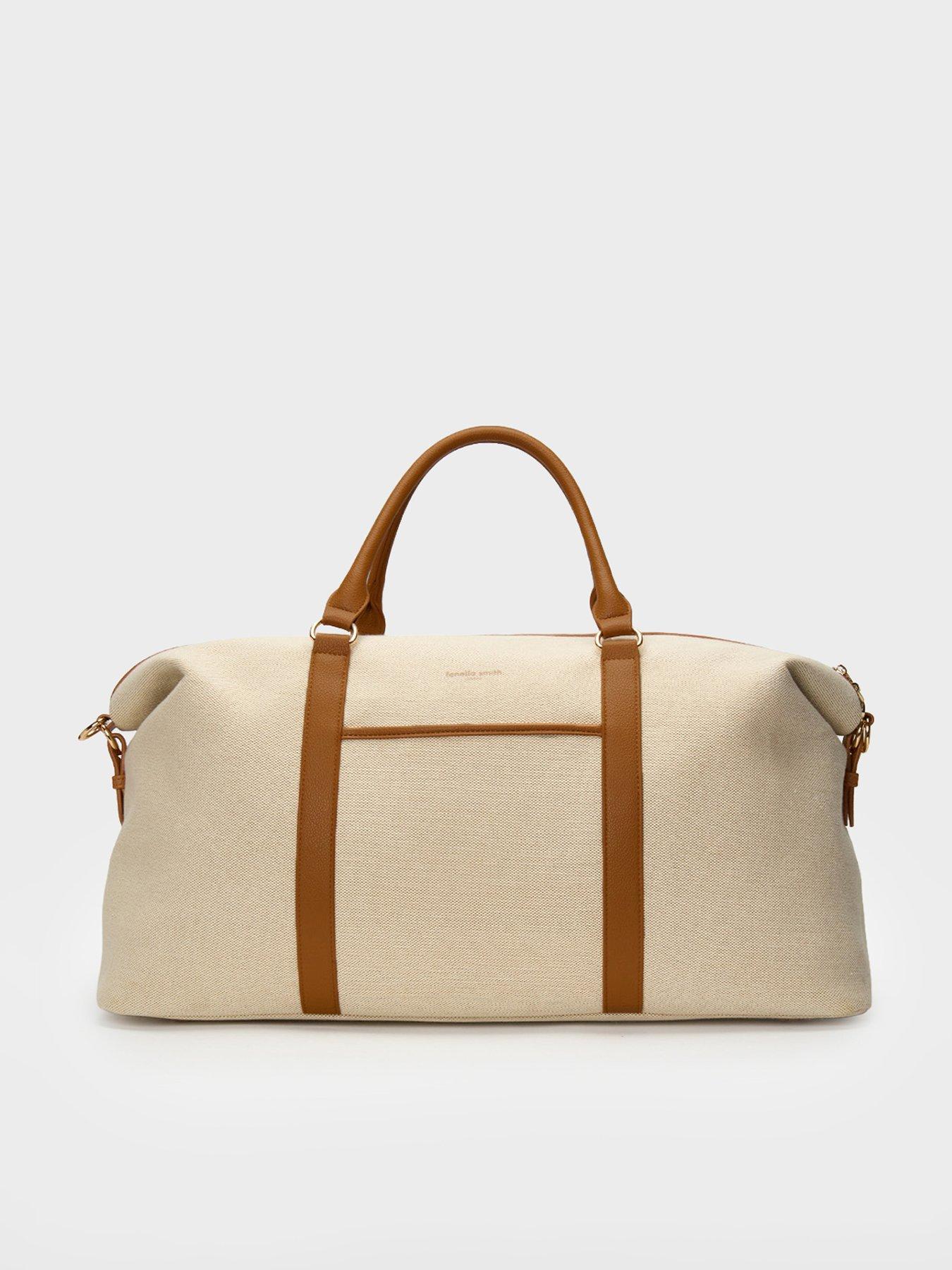 fenella-smith-tan-franklin-weekenderfront