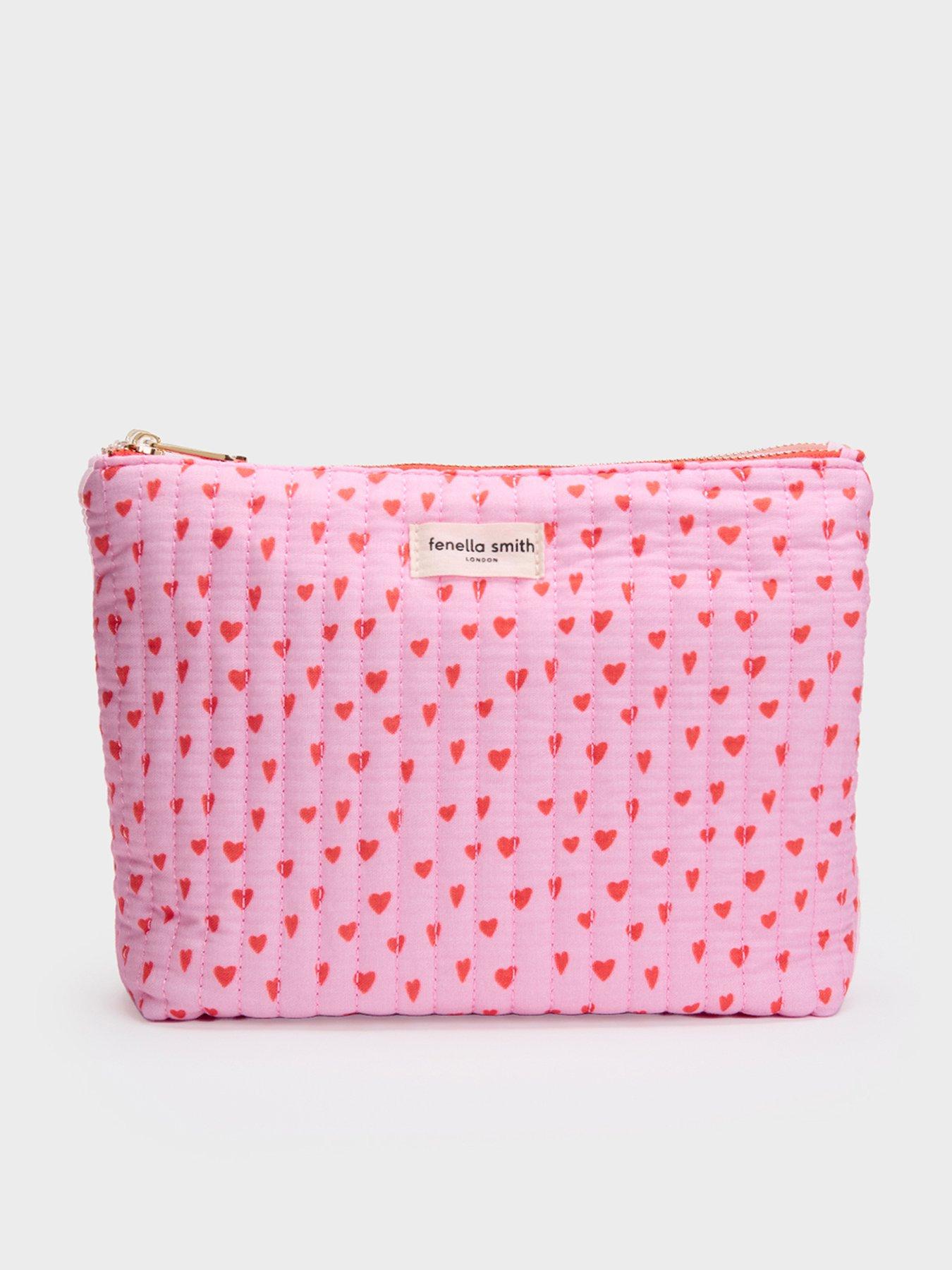 fenella-smith-lola-washbag-fenella-lovefront