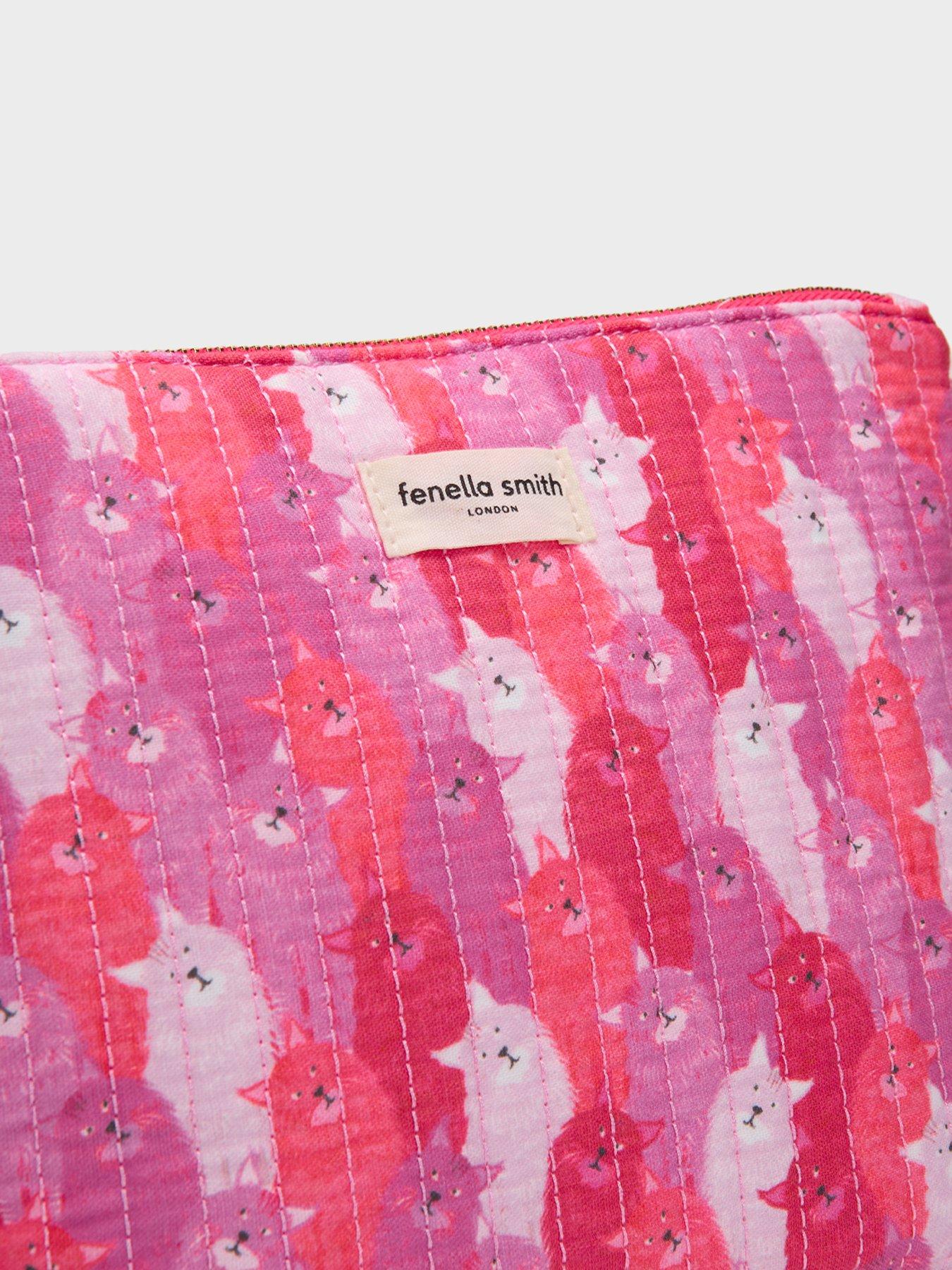 fenella-smith-lola-washbag-crazy-catsoutfit