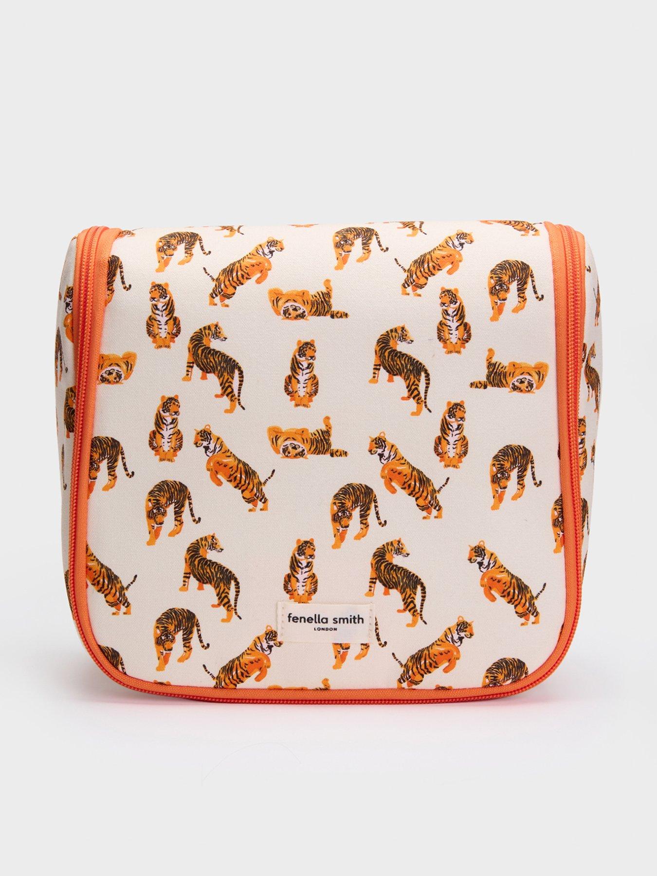 fenella-smith-lyla-travel-organiser-tiger-leapfront