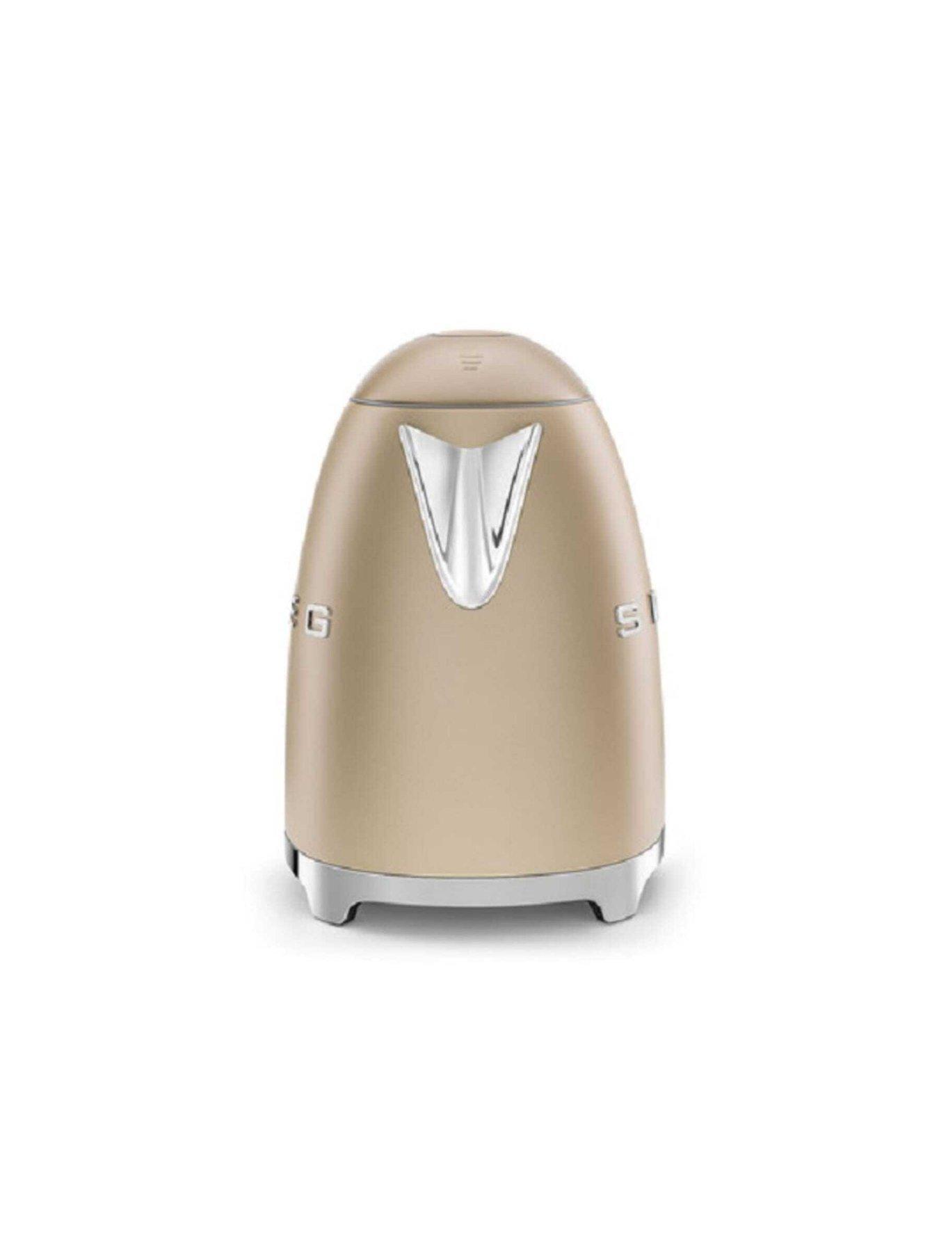 smeg-smeg-eejb343-kettle-and-2-slice-toaster-matte-champagneoutfit