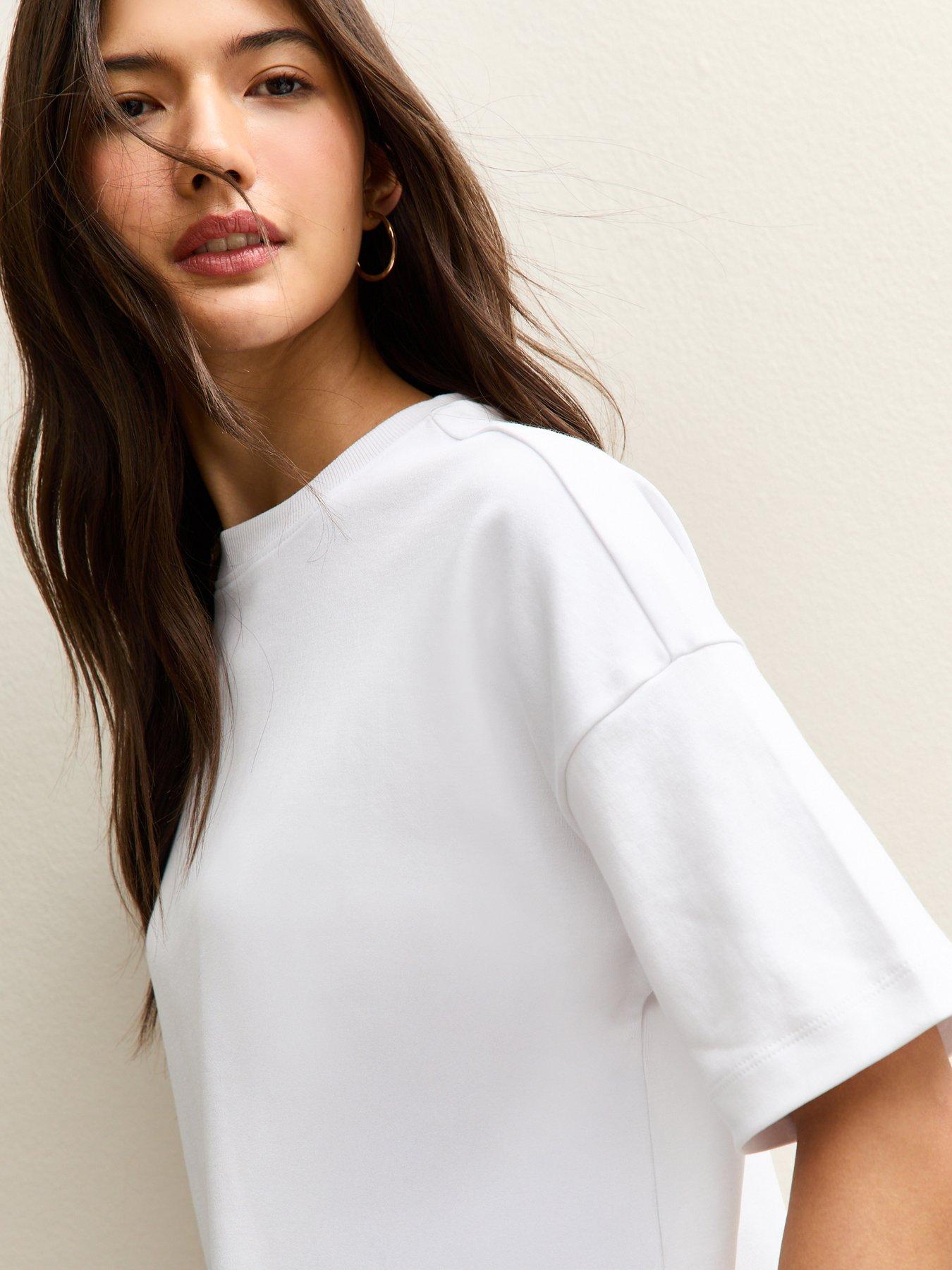 new-look-white-premium-heavyweight-cotton-side-split-t-shirtoutfit