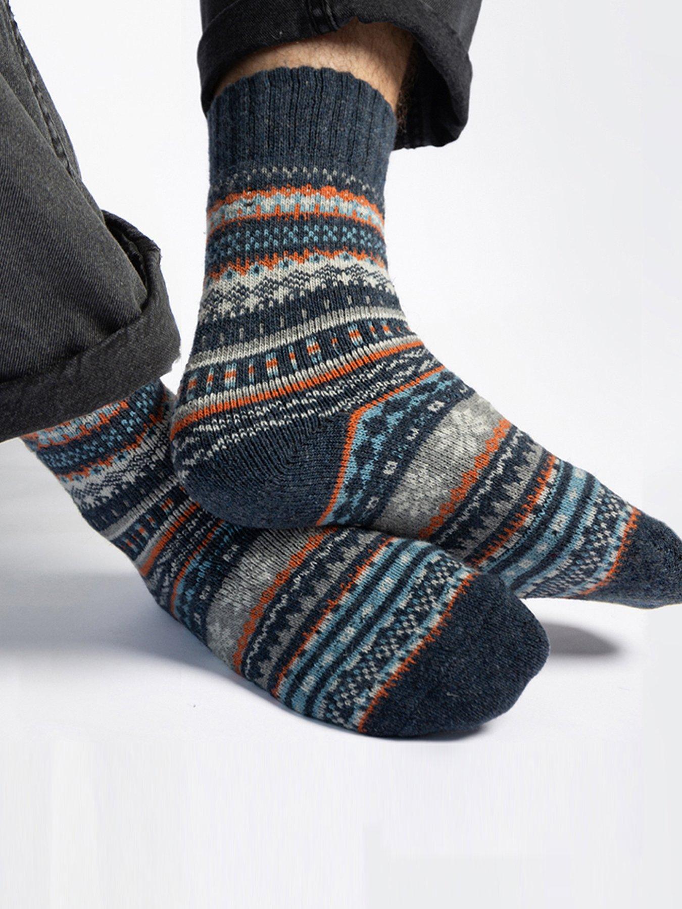 totes-toasties-mens-wool-blend-fair-isle-slippers-sock-twin-pack-multidetail